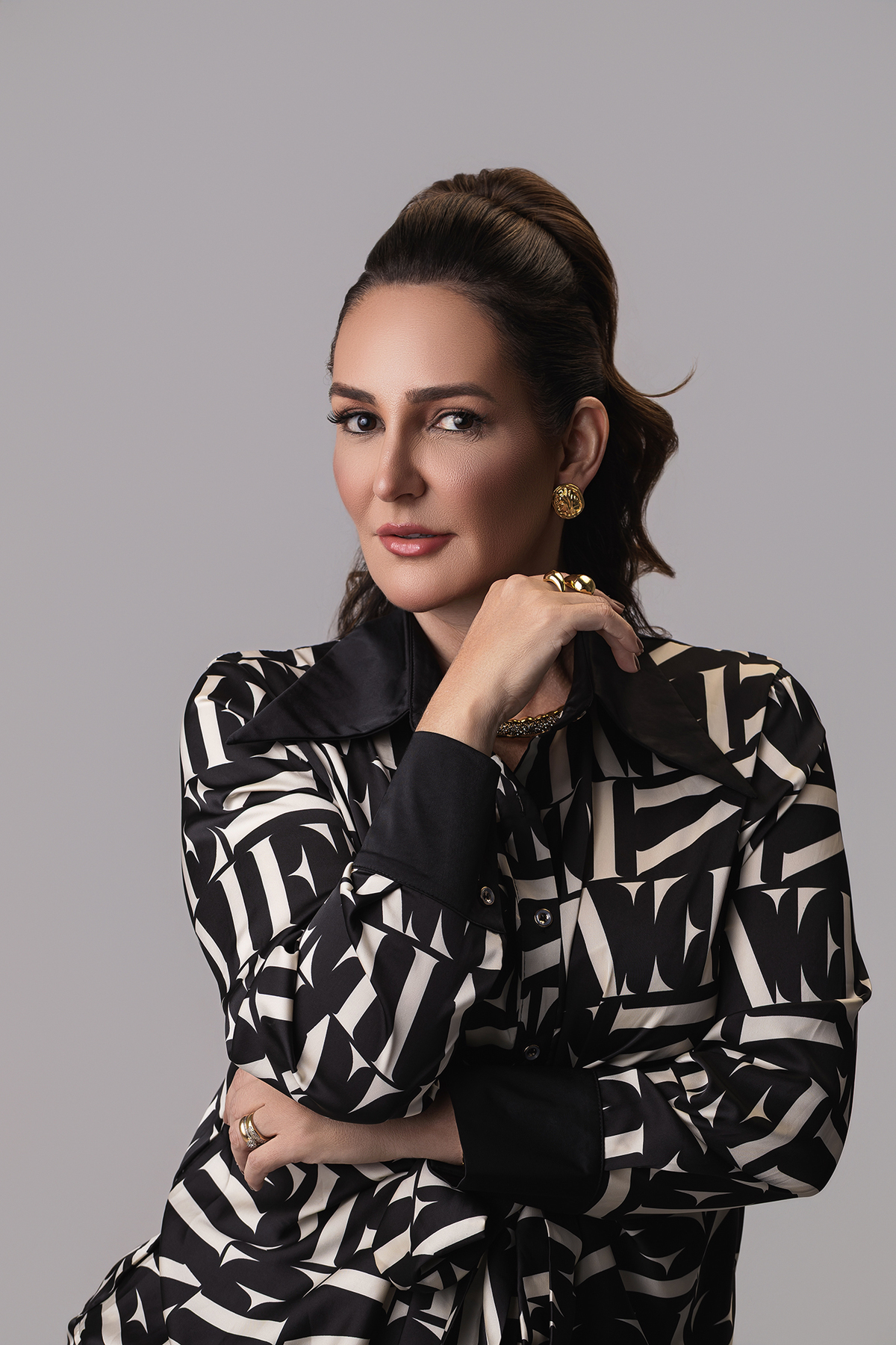 Dra Karina Vuolo, ensaio, feminino, mulher, JK vuolo, joias, cop30, ensaio karina vuolo, fotografo flaviomarquesfotografias, ensaio, feminino, mulher, xinguara, beleza, posicionamento de marca, perfil criativo, ensaio make