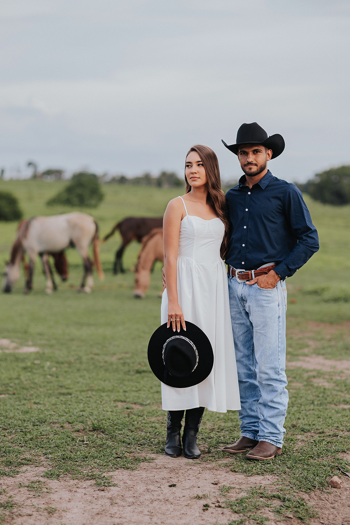 stella, gleidson, casal, noivos, canaã dos carajás, fotos, sorriso, casal, amor, carinho, afeto, romance, felicidade, casal, paixão, fogo, ensaio, fotográfico, flaviomarquesfotografias, fotografo, xinguara, pará, sul do pará, canaã