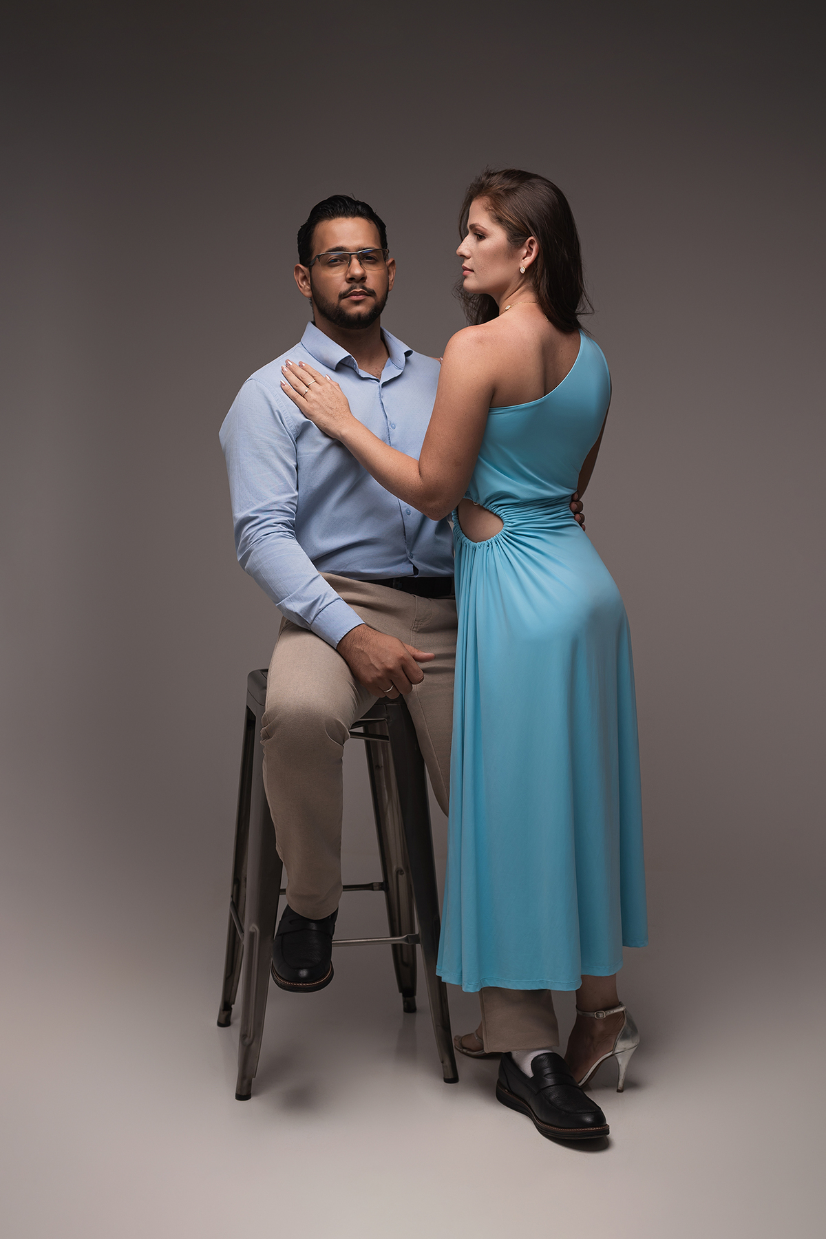 ensaio, casal, noivado, flores, estudio, ensaio noivos, noiva, flores, maquiagem, estudio, sessão fotográfica, casal, flaivomarquesfotografias, xinguara, fotografo casamento, fotografo casal, fotografo familia, fotografo