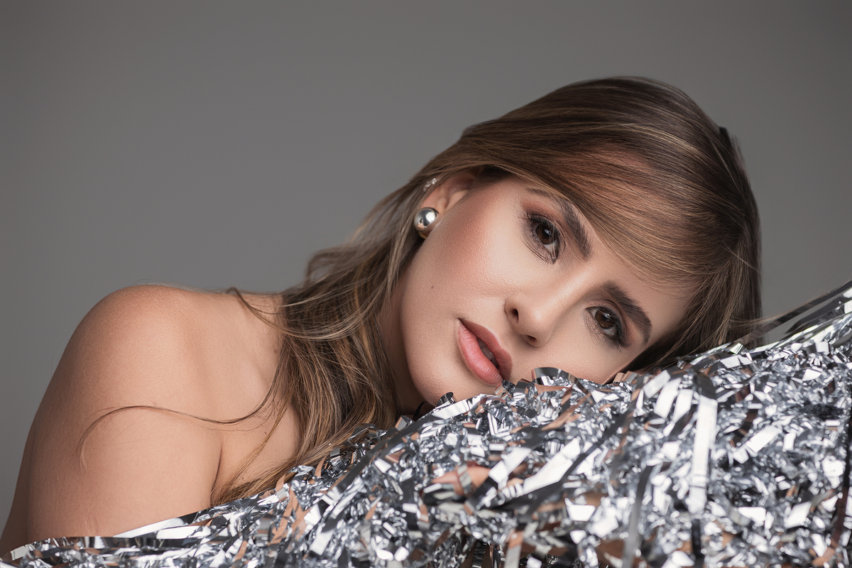 sesão perfil profissional, ensaio, feminino, ensaio fotográfico, fotos, criativas, posicionamento criativo, fim de ano, ano novo, natal, 2025, fotos, criativas medica, fotos, flaviomarquesfotografias, xinguara, ensaio mulher, emponderada, fotos criativas