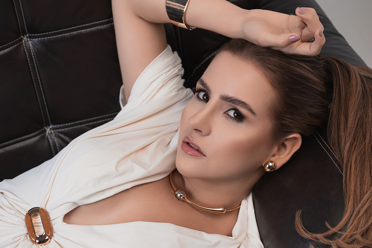 sesão perfil profissional, ensaio, feminino, ensaio fotográfico, fotos, criativas, posicionamento criativo, fim de ano, ano novo, natal, 2025, fotos, criativas medica, fotos, flaviomarquesfotografias, xinguara, ensaio mulher, emponderada, fotos criativas