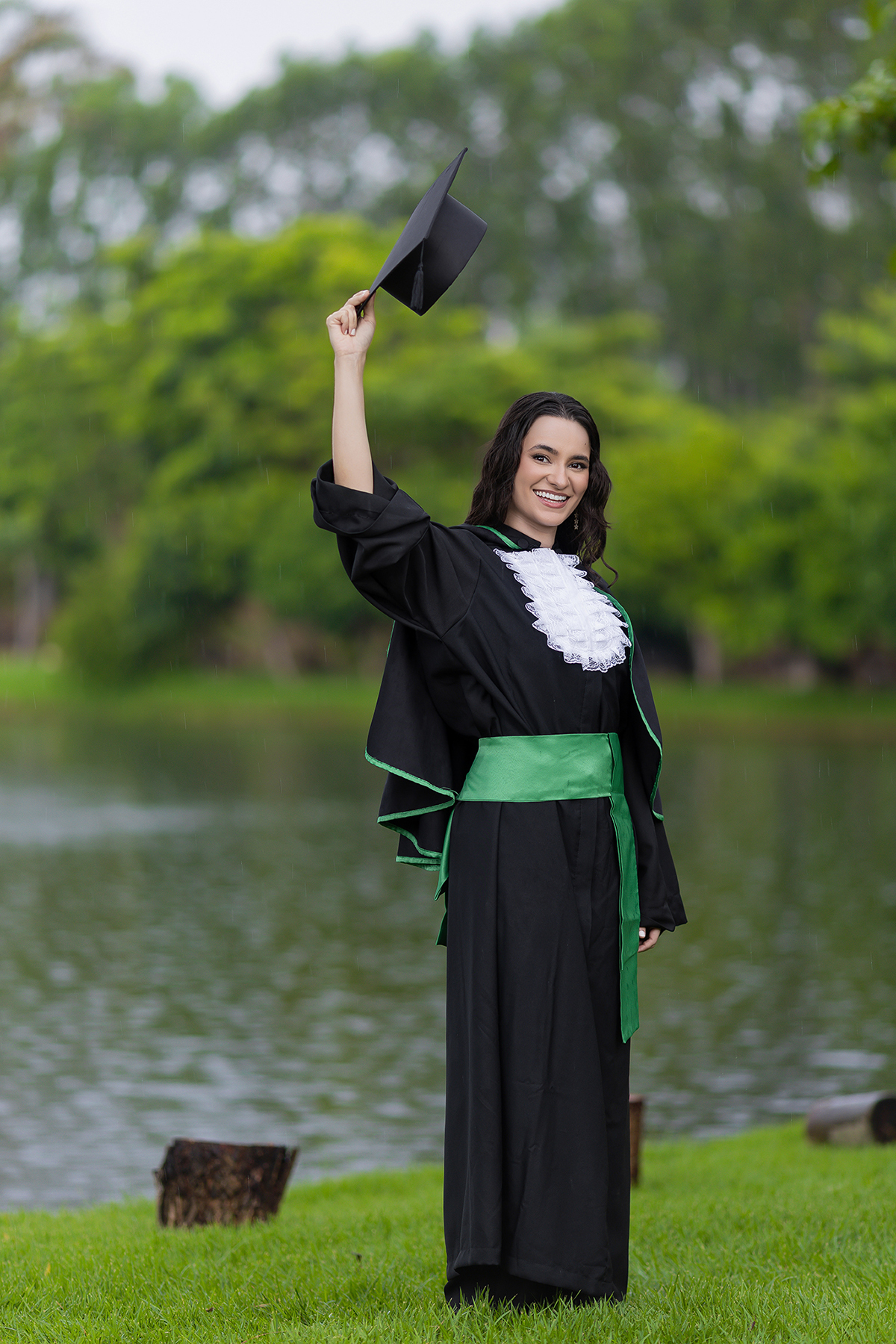 formando, ensaio, medicina, xinguara, familia, médicos, ester, rafael, navel veiculos, xinguara, fotos, externas, ensaio, chuva, mulher, homem, familia, fotos, criativas, flaviomarquesfotografias