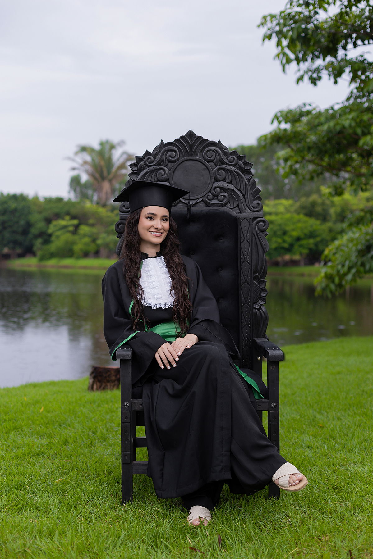 formando, ensaio, medicina, xinguara, familia, médicos, ester, rafael, navel veiculos, xinguara, fotos, externas, ensaio, chuva, mulher, homem, familia, fotos, criativas, flaviomarquesfotografias