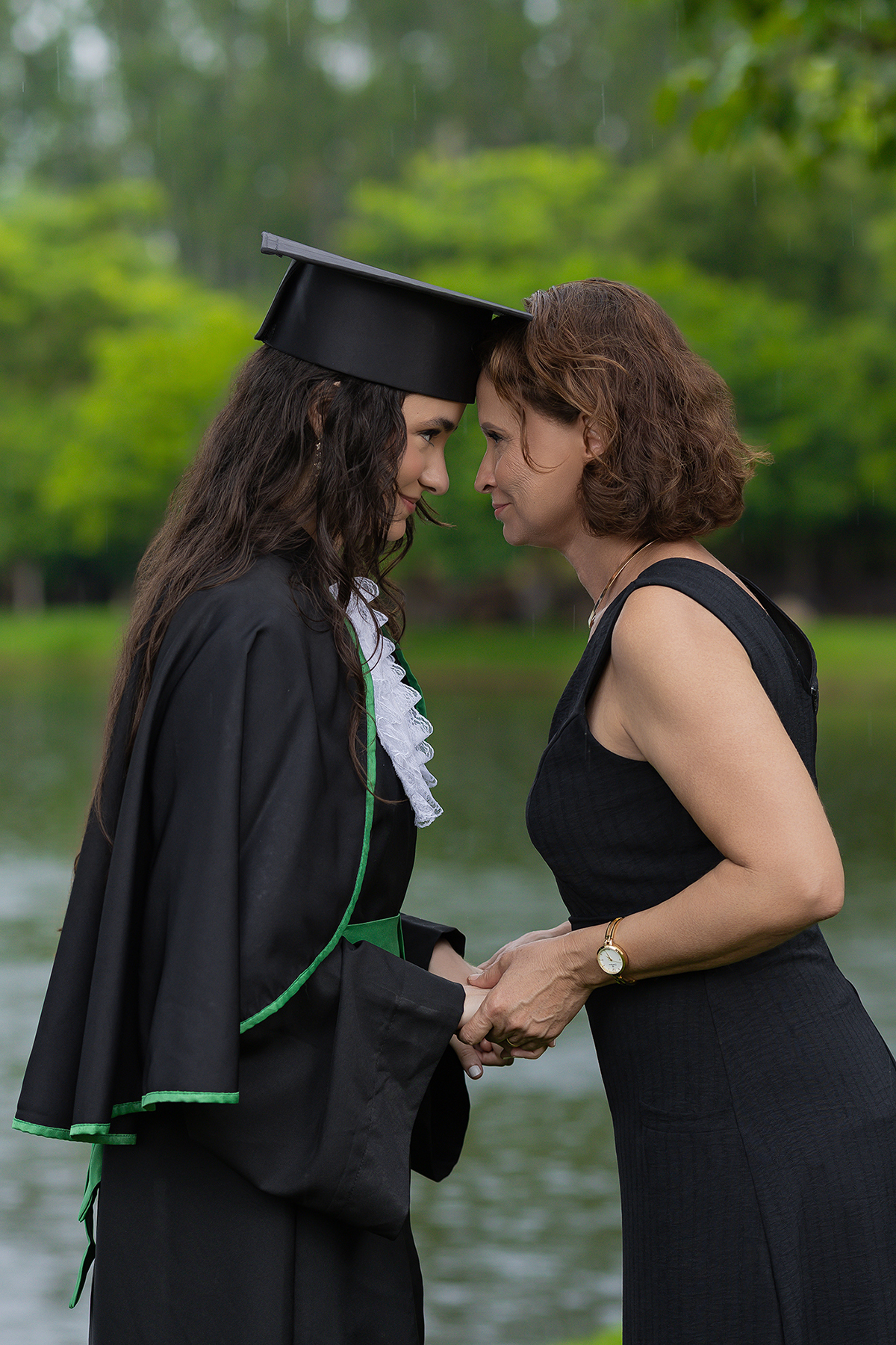 formando, ensaio, medicina, xinguara, familia, médicos, ester, rafael, navel veiculos, xinguara, fotos, externas, ensaio, chuva, mulher, homem, familia, fotos, criativas, flaviomarquesfotografias