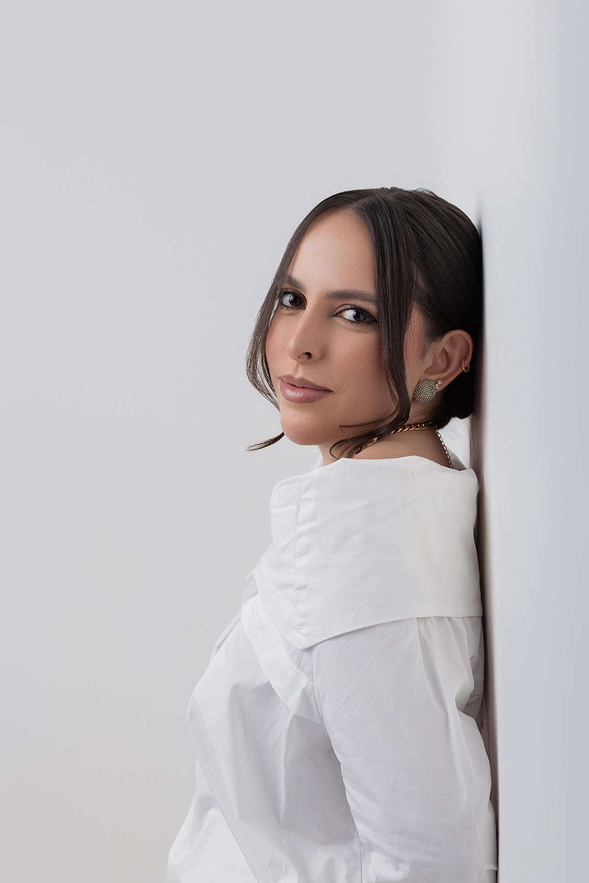 isabella bravo, ensaio, feminino, posicionamento de imagem profissional, xinguara, arquiteta, ensaio, estudio, fotográfico, flaviomarquesfotografias, instagram, fotos, clean, mulher, cabelo, maquiagem, posicionamento