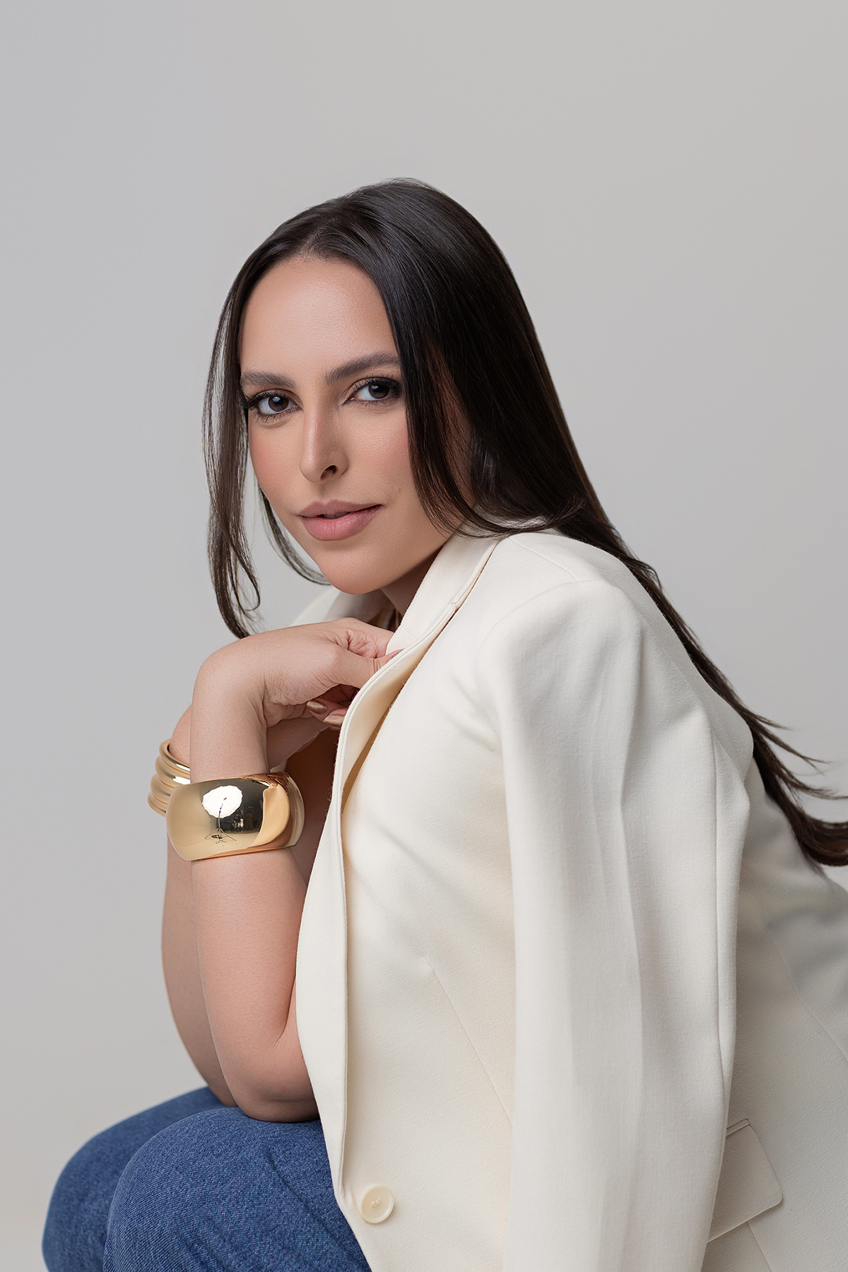 isabella bravo, ensaio, feminino, posicionamento de imagem profissional, xinguara, arquiteta, ensaio, estudio, fotográfico, flaviomarquesfotografias, instagram, fotos, clean, mulher, cabelo, maquiagem, posicionamento