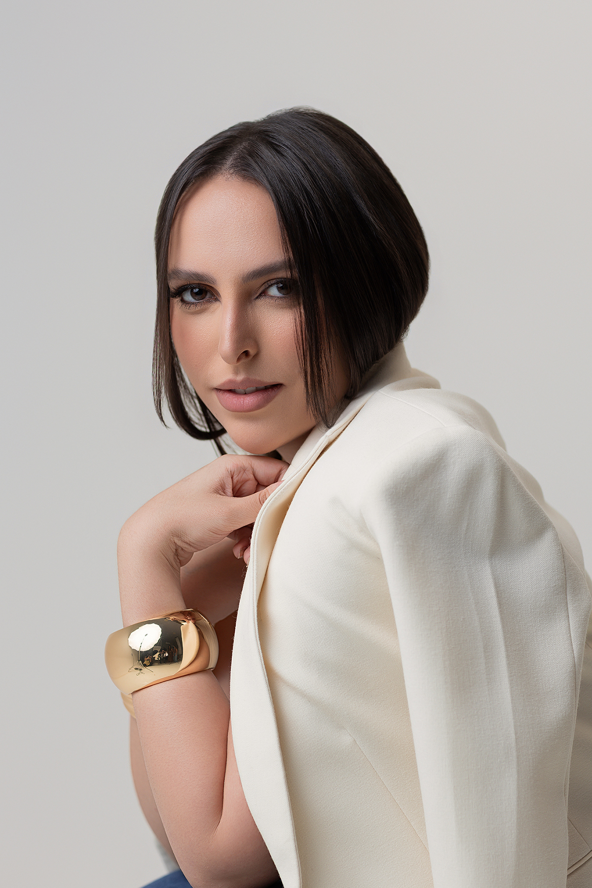 isabella bravo, ensaio, feminino, posicionamento de imagem profissional, xinguara, arquiteta, ensaio, estudio, fotográfico, flaviomarquesfotografias, instagram, fotos, clean, mulher, cabelo, maquiagem, posicionamento