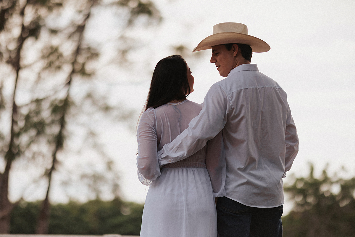 Carla, eduardo, casal, xinguara, fotos, noivado, pré-casamento, ensaio, casal, flaviomarquesfotografias, externo, noivos, noiva, vestido, cabelo, maquiagem, noiva, flaviomarquesfotografias