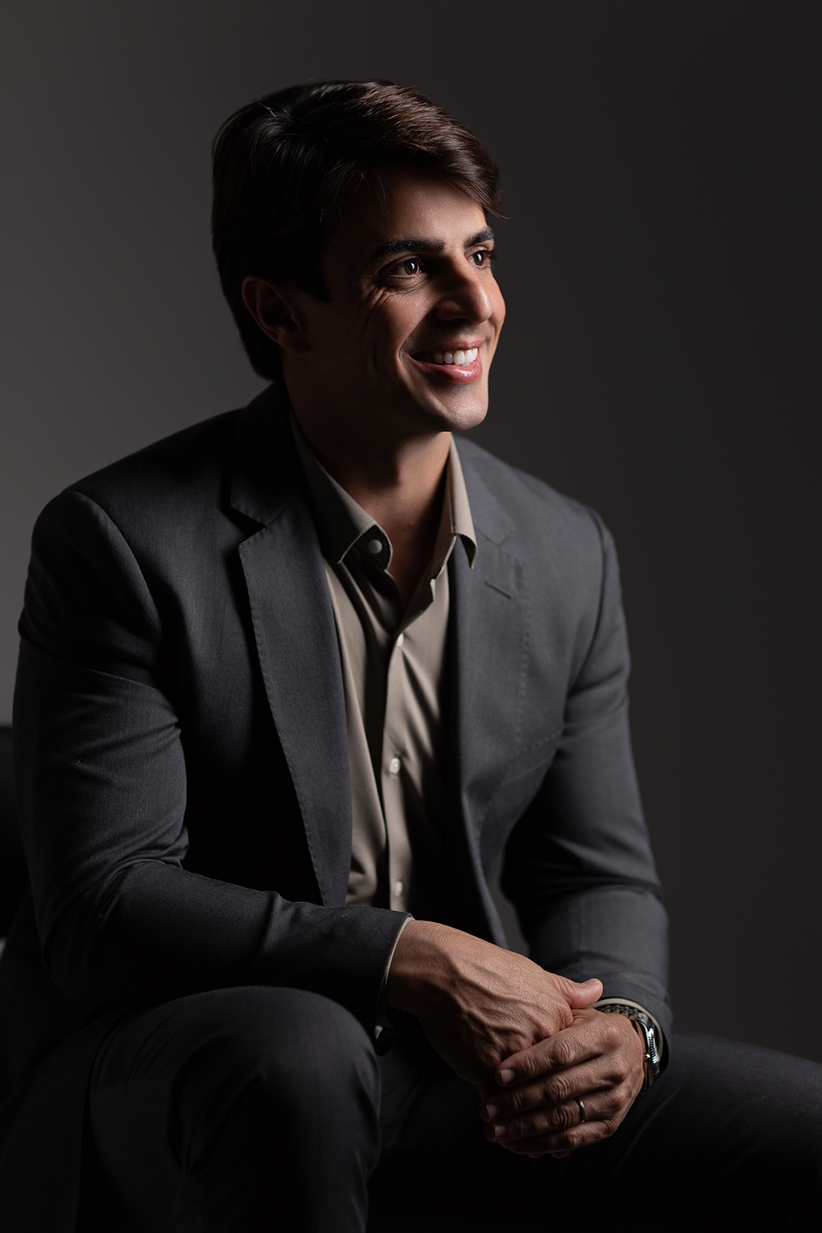 Dr Alvaro, médico, ensaio, profissional, posicionamento de imagen, masculino, homem, médico, fotos empresario, saúde, medicina,