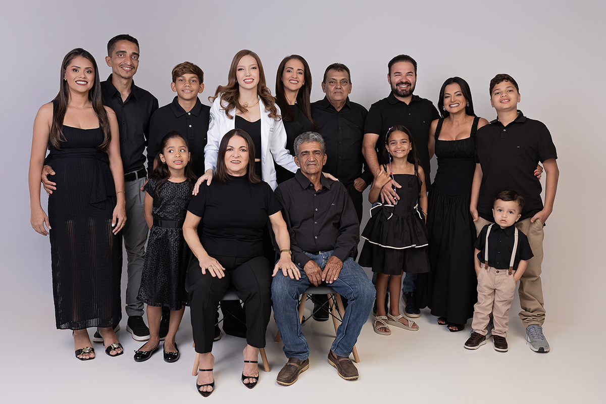 Meio médico, formatura, fotos, formando, estudio, xinguara, flaviomarquesfotografias, ensaio, feminino, familia, estudio, cleia nunes, fotos, medicina, formatura, formando, beca, jaleco