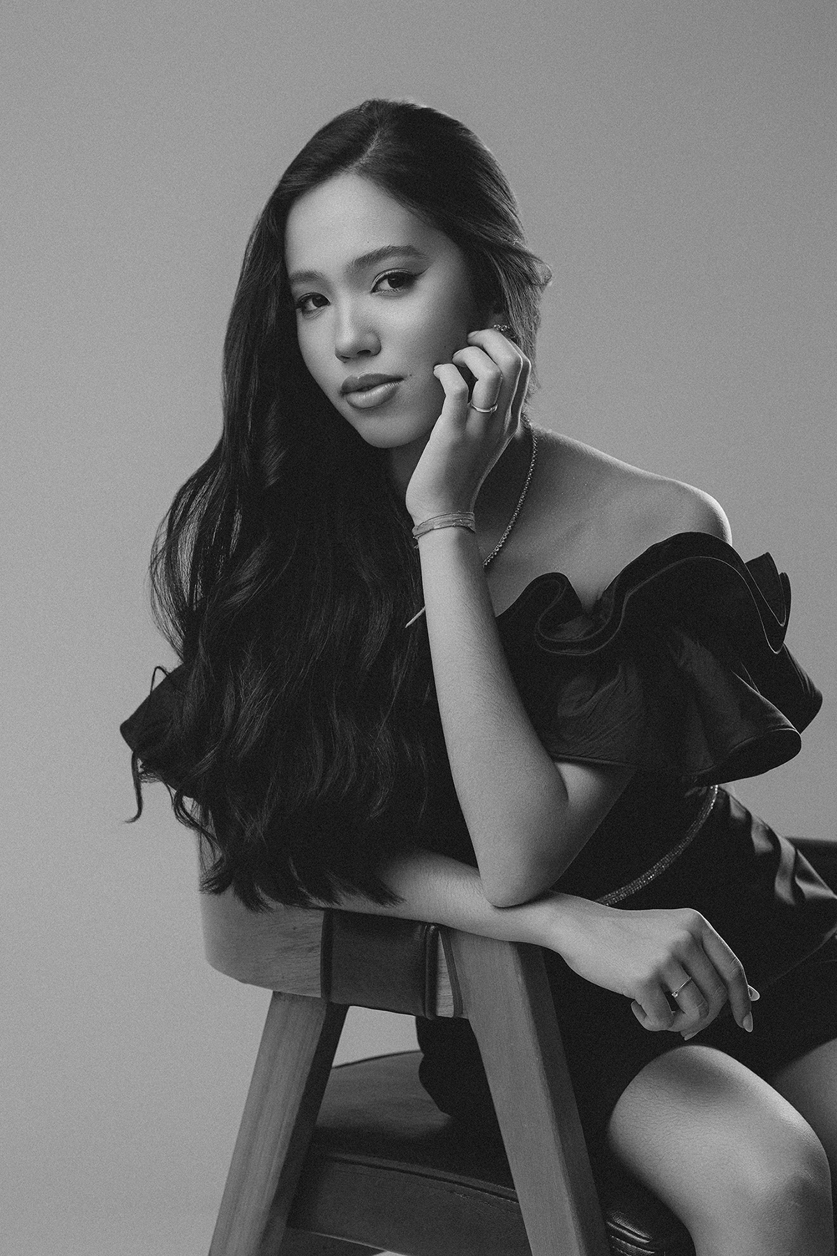 ensaio, 15 anos, fotos, estudio, sofia, duarte, sofia duarte, xinguara, aniversario, debutante, flavio, fotografo, xinguara, pará, mulher, vestido azul, cabelo, maquiagem, penteado, flaviomarquesfotografias