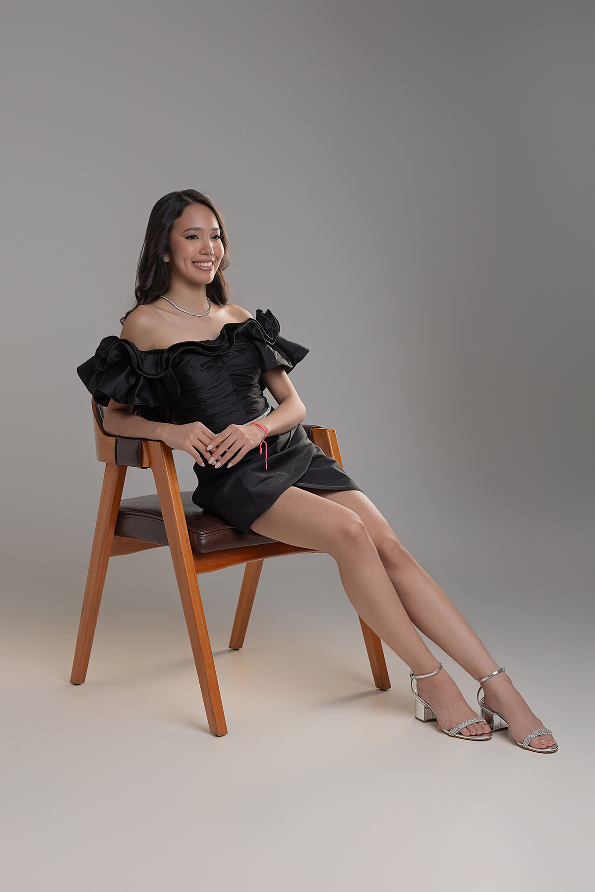 ensaio, 15 anos, fotos, estudio, sofia, duarte, sofia duarte, xinguara, aniversario, debutante, flavio, fotografo, xinguara, pará, mulher, vestido azul, cabelo, maquiagem, penteado, flaviomarquesfotografias