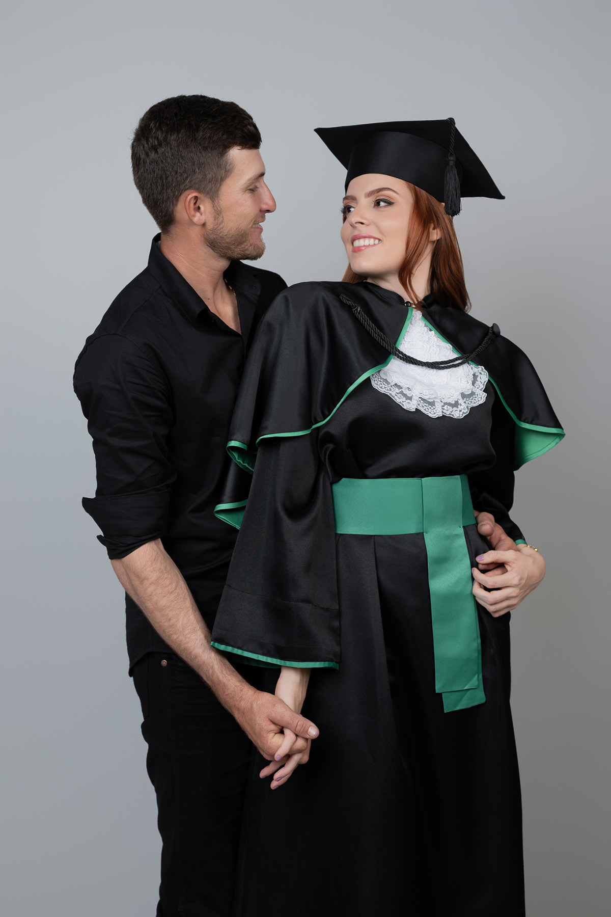 Juliana, médica, são félix do xingu, fotos, estudio, clinica, formanda, formatura, beca, canudo, formatura, ensaio, feminino, ensaio formatura, ensaio formando, flaviomarquesfotografias