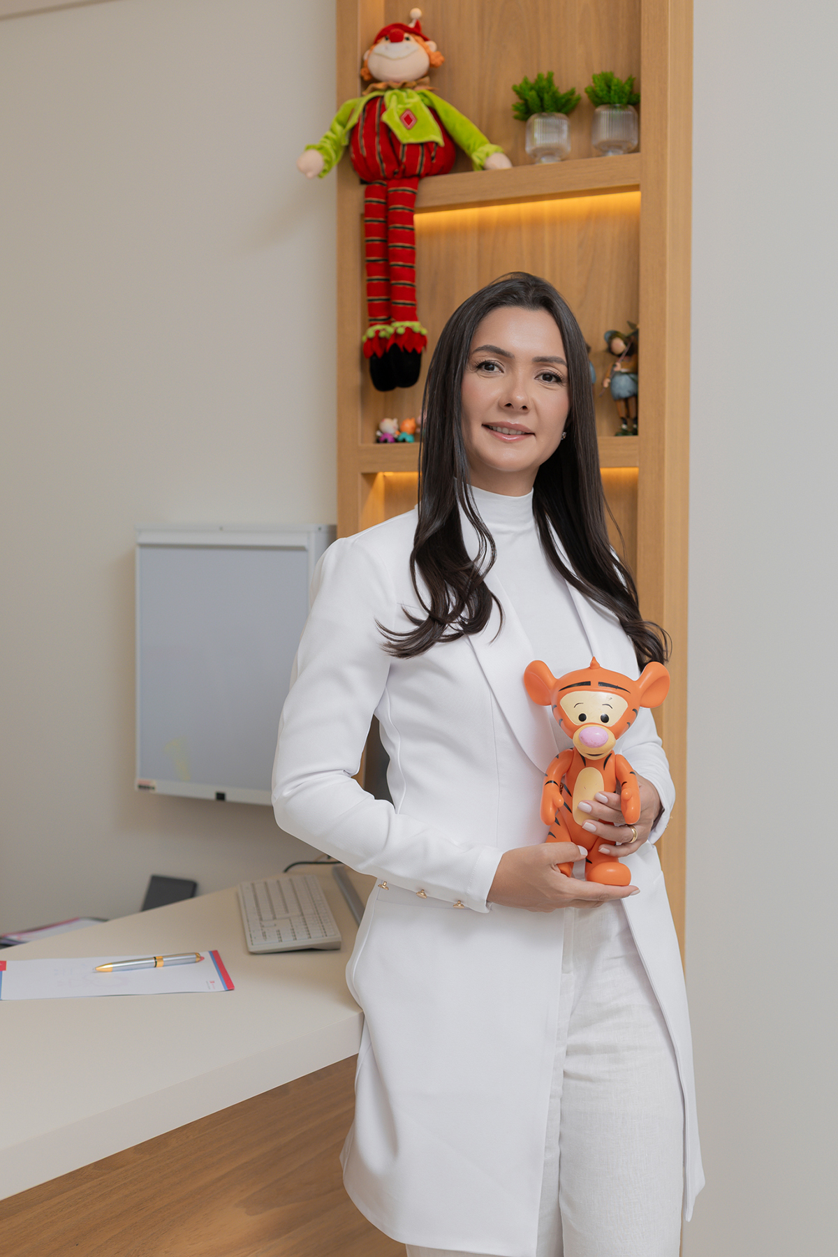 dra ésia lopes, médica pediatra, ensaio fotográfico, fotos criativas, médica pediatra, pediatria, crianças, saúde infantil, xinguara, consultório, fotógrafo flaviomarquesfotografias