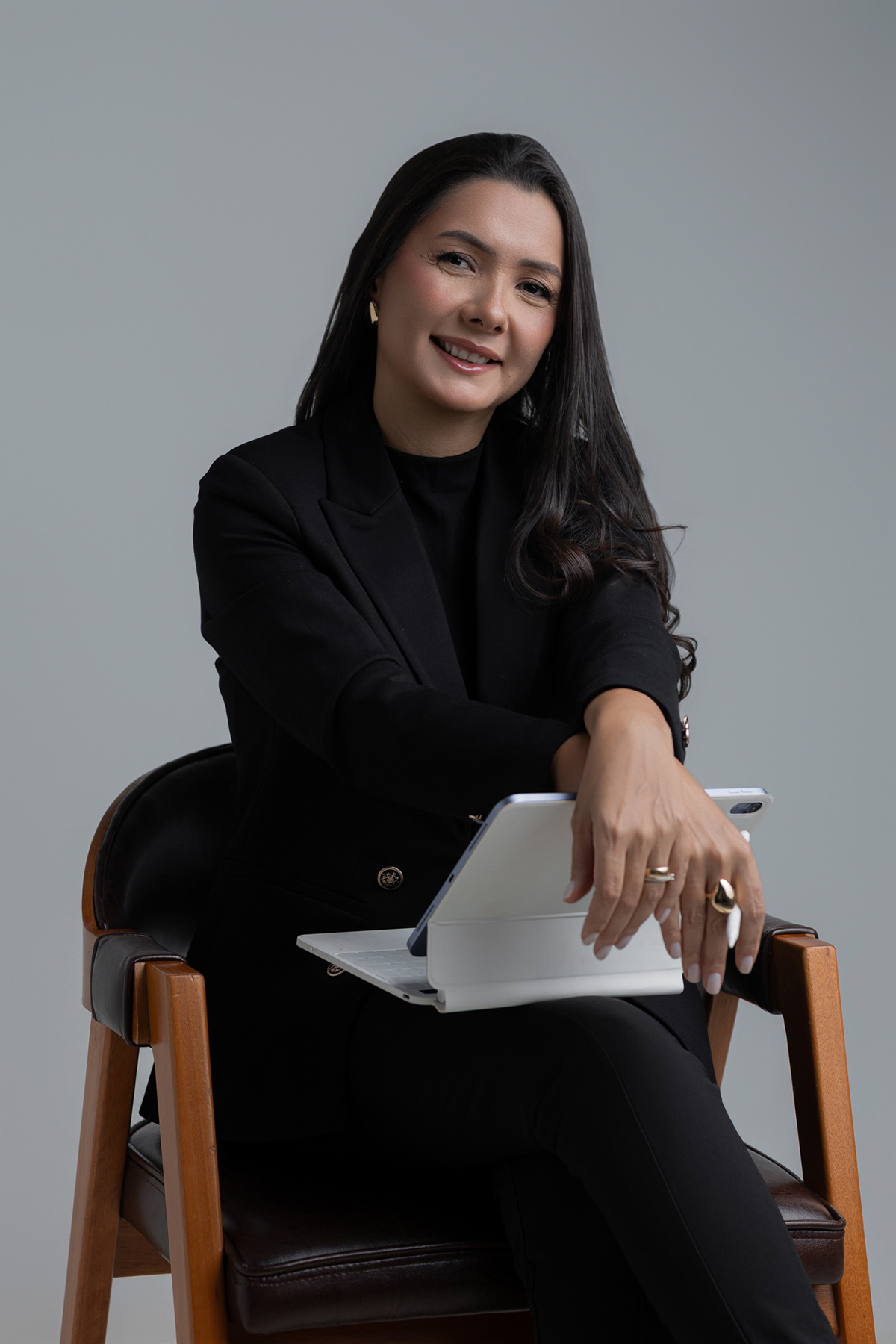 dra ésia lopes, médica pediatra, ensaio fotográfico, fotos criativas, médica pediatra, pediatria, crianças, saúde infantil, xinguara, consultório, fotógrafo flaviomarquesfotografias