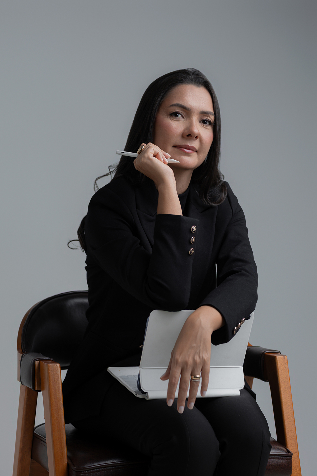 dra ésia lopes, médica pediatra, ensaio fotográfico, fotos criativas, médica pediatra, pediatria, crianças, saúde infantil, xinguara, consultório, fotógrafo flaviomarquesfotografias