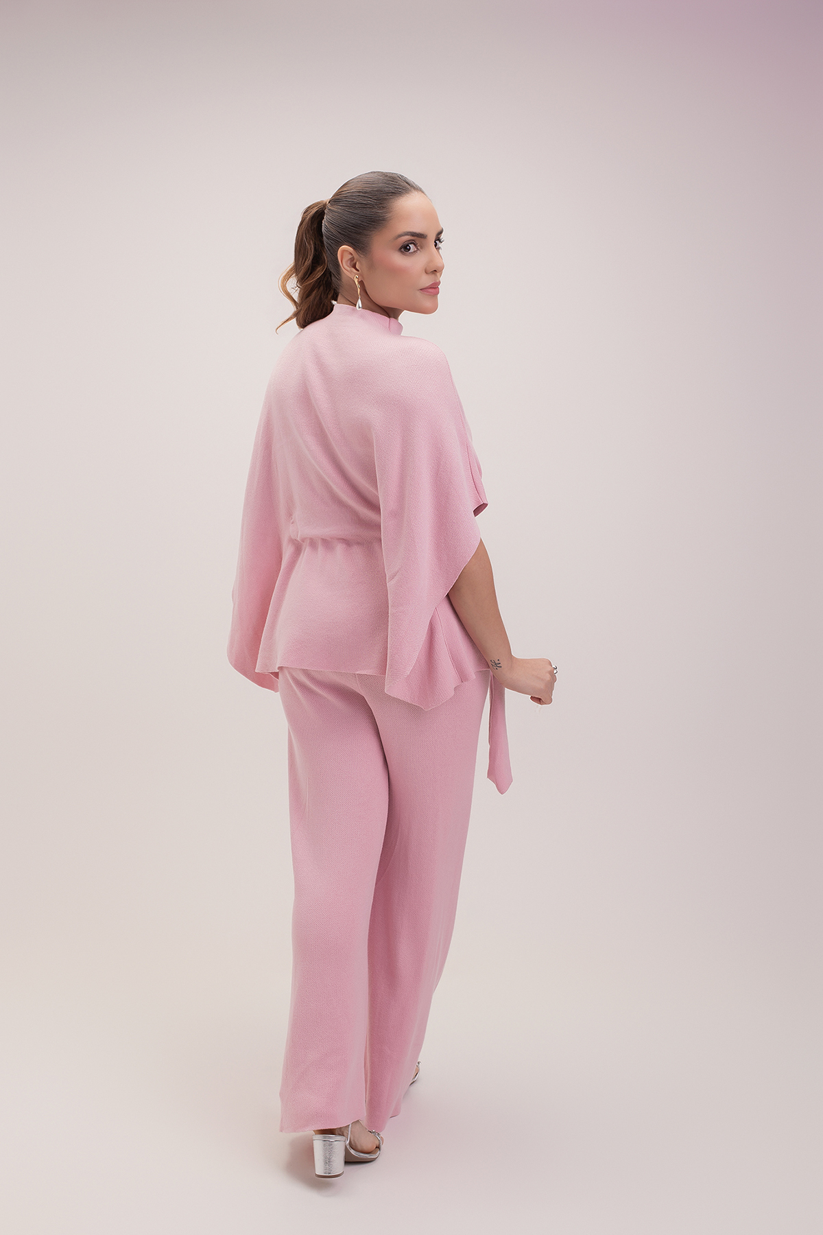 sheila santos, biomédica, estética, saude, beleza, ensaio profissional, mulher emponderada, mulher de negócio, clinica, cabelo, ensaio fotográfico, estúdio, flaviomarquesfotografias