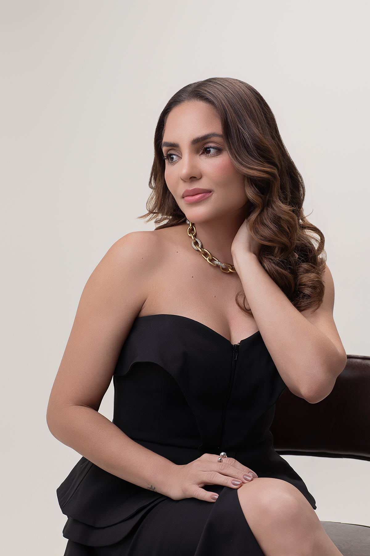 sheila santos, biomédica, estética, saude, beleza, ensaio profissional, mulher emponderada, mulher de negócio, clinica, cabelo, ensaio fotográfico, estúdio, flaviomarquesfotografias