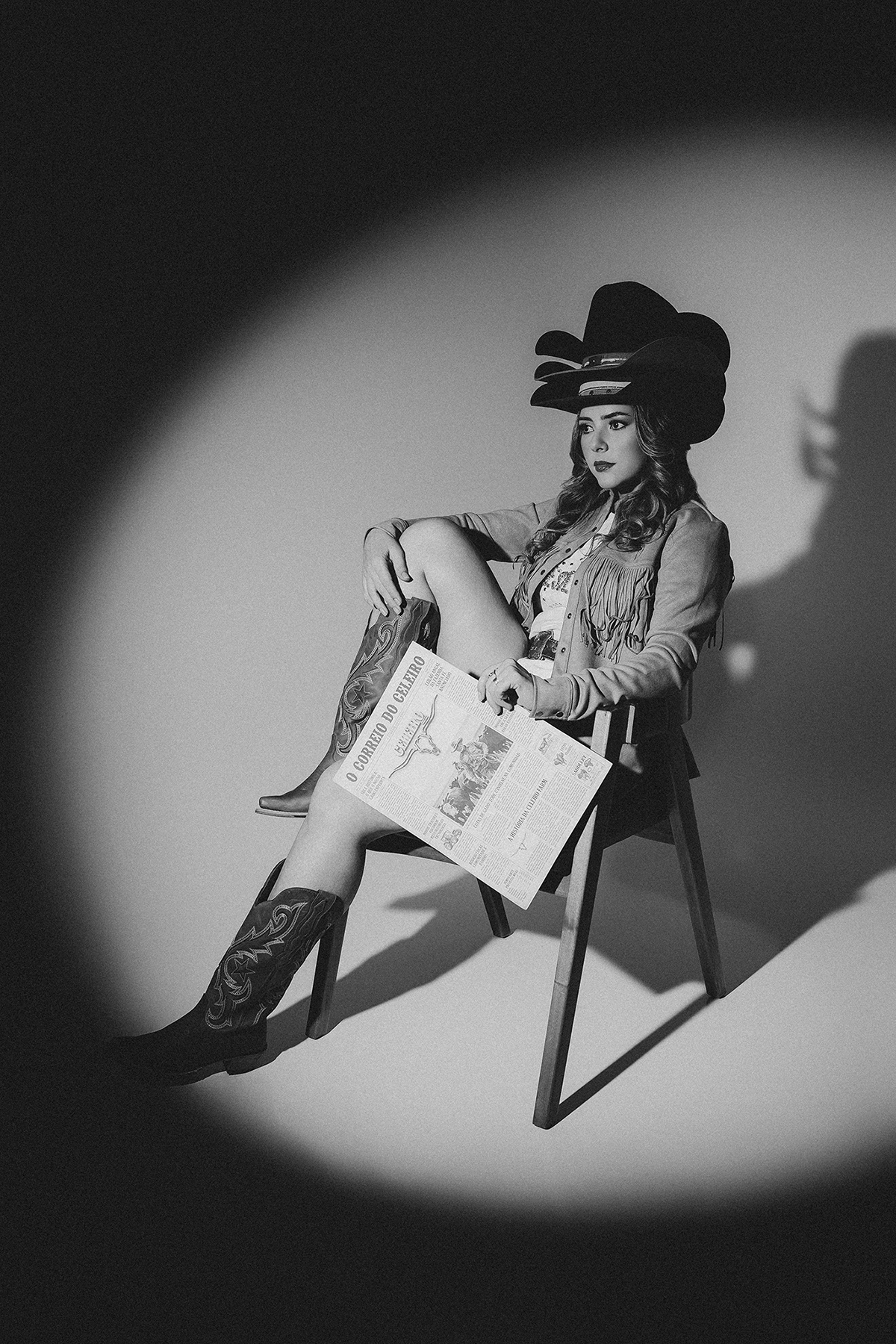 Débora Faria, ensaio country, celeiro farm, ensaio feminino, fotos criativas, ensaio estudio, loja de roupas, cavalgadas, cavalos, festa de peao, roupas, mulheres, celeiro farm xinguara, celeiro xinguara, ensaio flaviomarquesfotografias