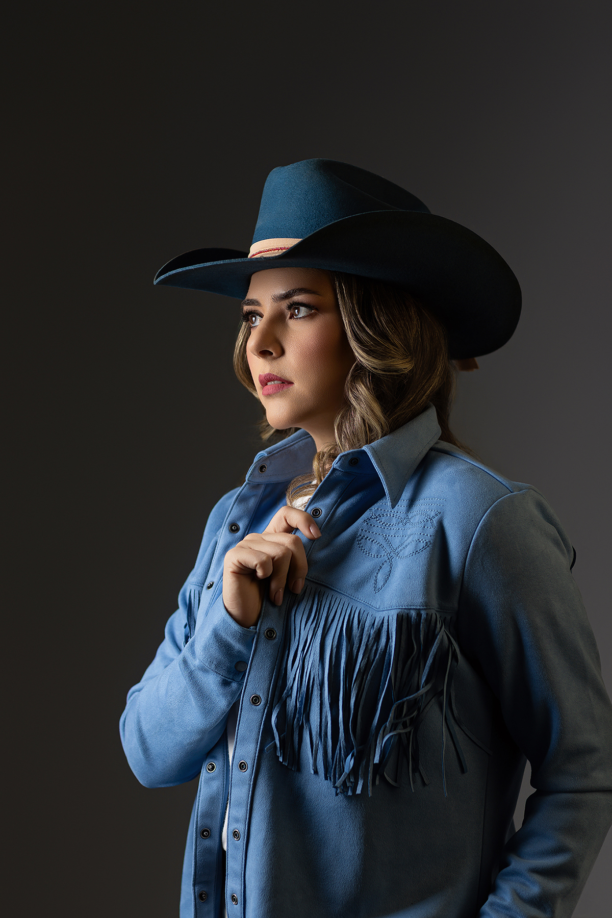 Débora Faria, ensaio country, celeiro farm, ensaio feminino, fotos criativas, ensaio estudio, loja de roupas, cavalgadas, cavalos, festa de peao, roupas, mulheres, celeiro farm xinguara, celeiro xinguara, ensaio flaviomarquesfotografias