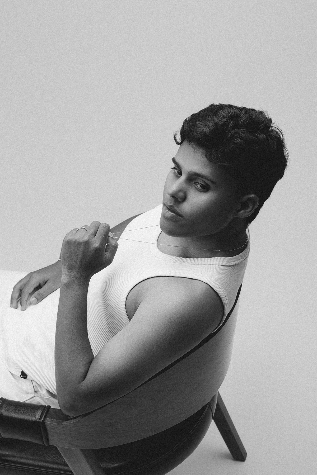 ensaio masculino, mateus coutinho, flaviomarquesfotografias, xinguara, fotos, criativas, luz, preto e branco, flaviomarquesfotografias, fotografia masculina, ensaio, 