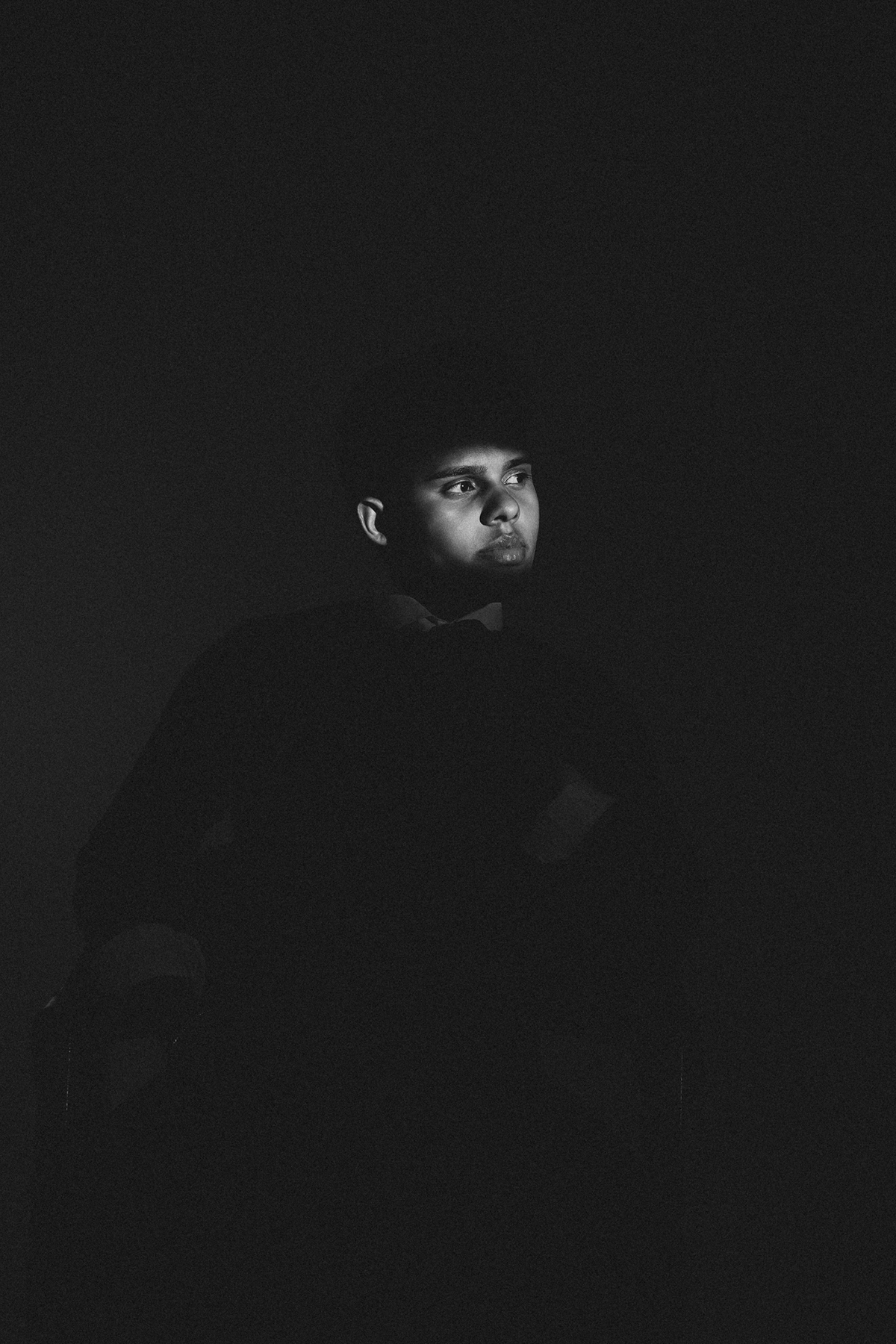 ensaio masculino, mateus coutinho, flaviomarquesfotografias, xinguara, fotos, criativas, luz, preto e branco, flaviomarquesfotografias, fotografia masculina, ensaio, 