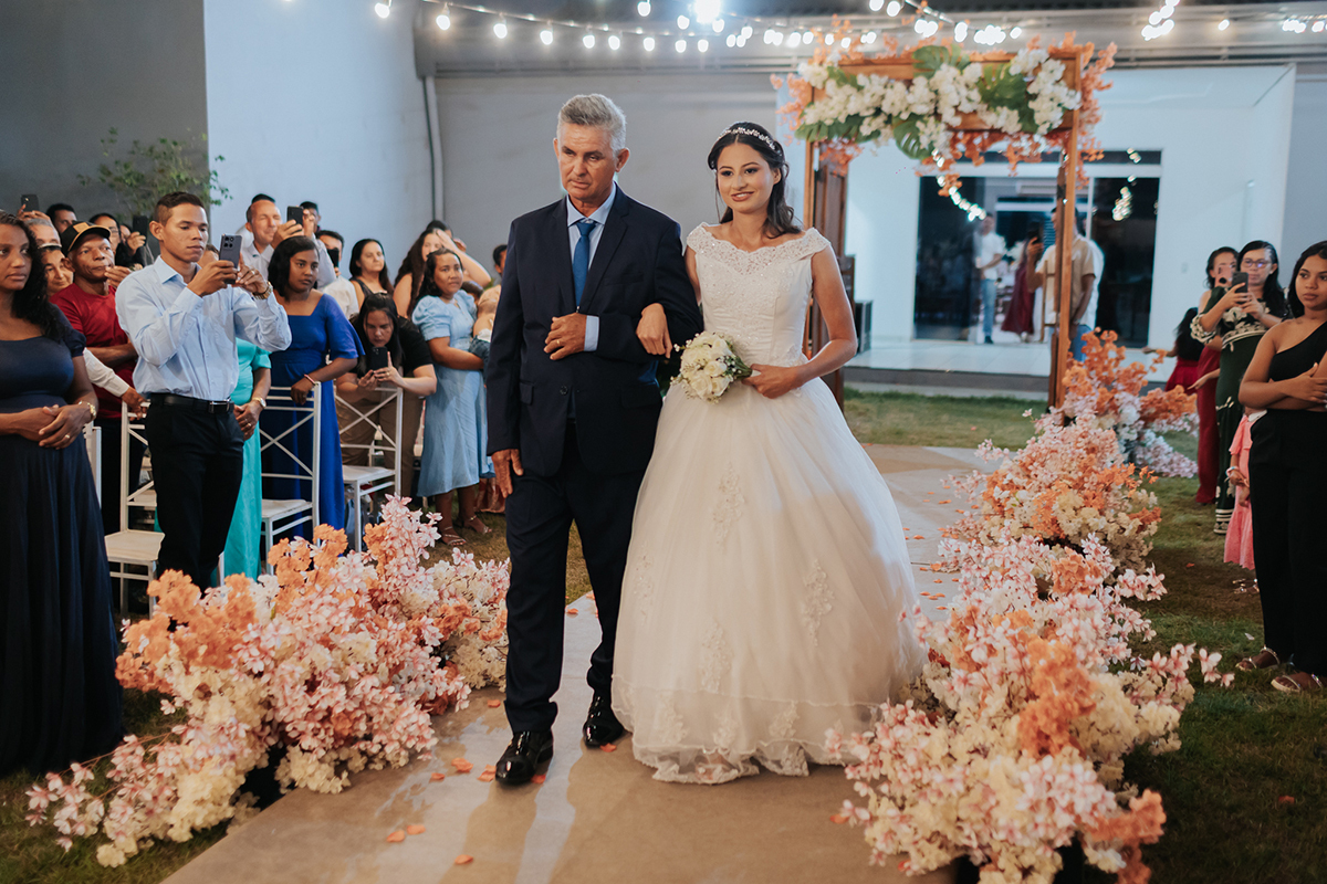 casamento, são félix do xingu, labelle, requinte decorações, fotografia, flaviomarquesfotografias, pará, noivos, casamento, cerimônia, ensaio, noiva, penteado, cabelo, casamento, ar livre, flaviomarquesfotografias, fotográfo, flavio marques.