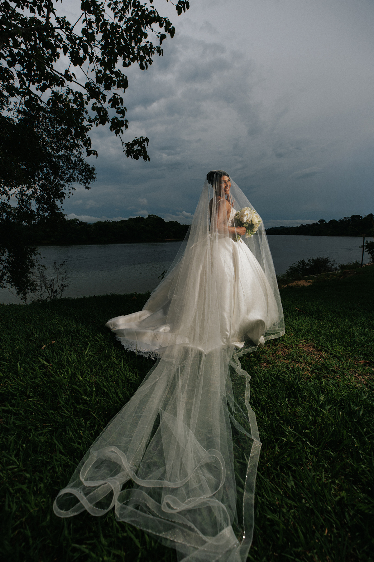 São Félix do Xingu, Casamento, Rio xingu, LaBelle, Noiva, Cabelo, Maquiagem, Ensaio, fotografo casamento, ensaio fotografico, casamento noiva, vestido de noiva, making off, cerimonial, casamento, festa, balada, ensaio noiva