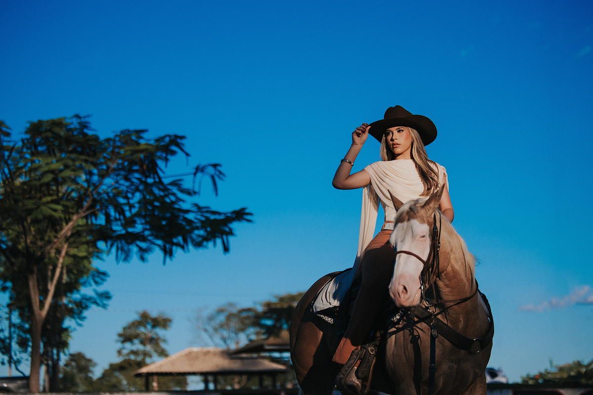 Manuela Silveira, ensaio country, styllus cosméticos, candidata rainha fax, fotos criativas, FAX 2026, cavalgada fax, xinguara, rainha, flavio marques fotografias, fotografo xinguara, estúdio flaviomarquesfotografias, ensaio fotografico, ensaio fotos
