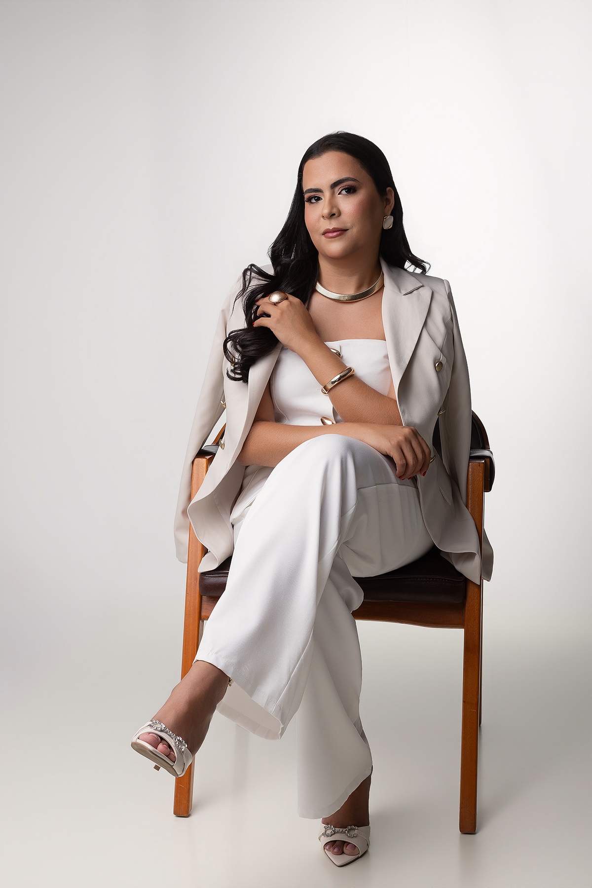 graciele cruz, advogada, ensaio fotográfico, posicionamento profissional, foto estudio, estudio fotográfico em xinguara, flavio marques, fotografias, ensaio feminino, casamento, aniversario, luz, poses ideias, ideias fotos, fotos advogada