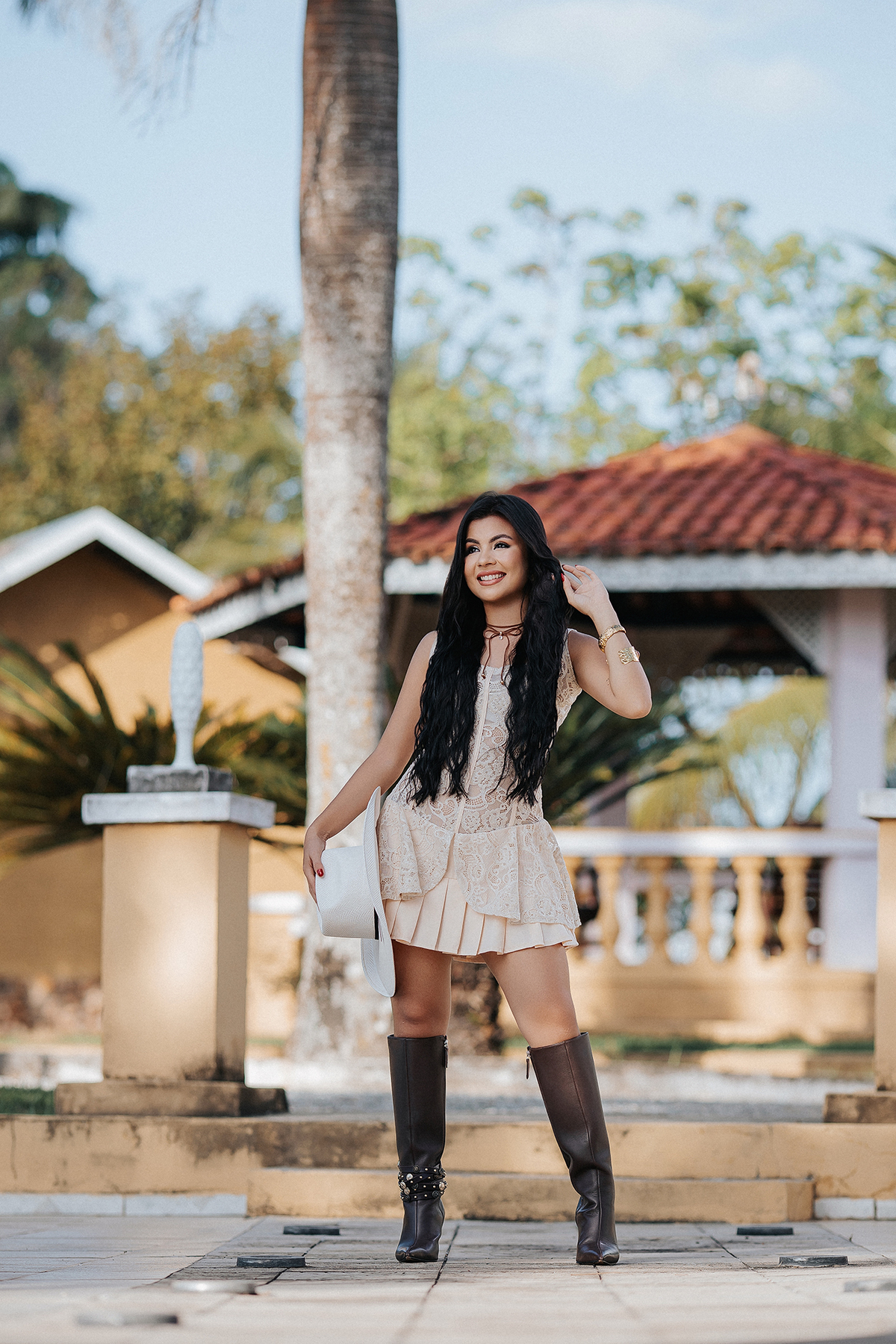 Clara Mello, ensaio fotográfico, sessão fotográfica, rainha fax, fotos ensaio, ideias fotos, ideias estudio, fotos criativas, sessão externa, criativa, fotos country, ensaio cavalos, candidata rainha fax, fax 2026, baile rainha fax