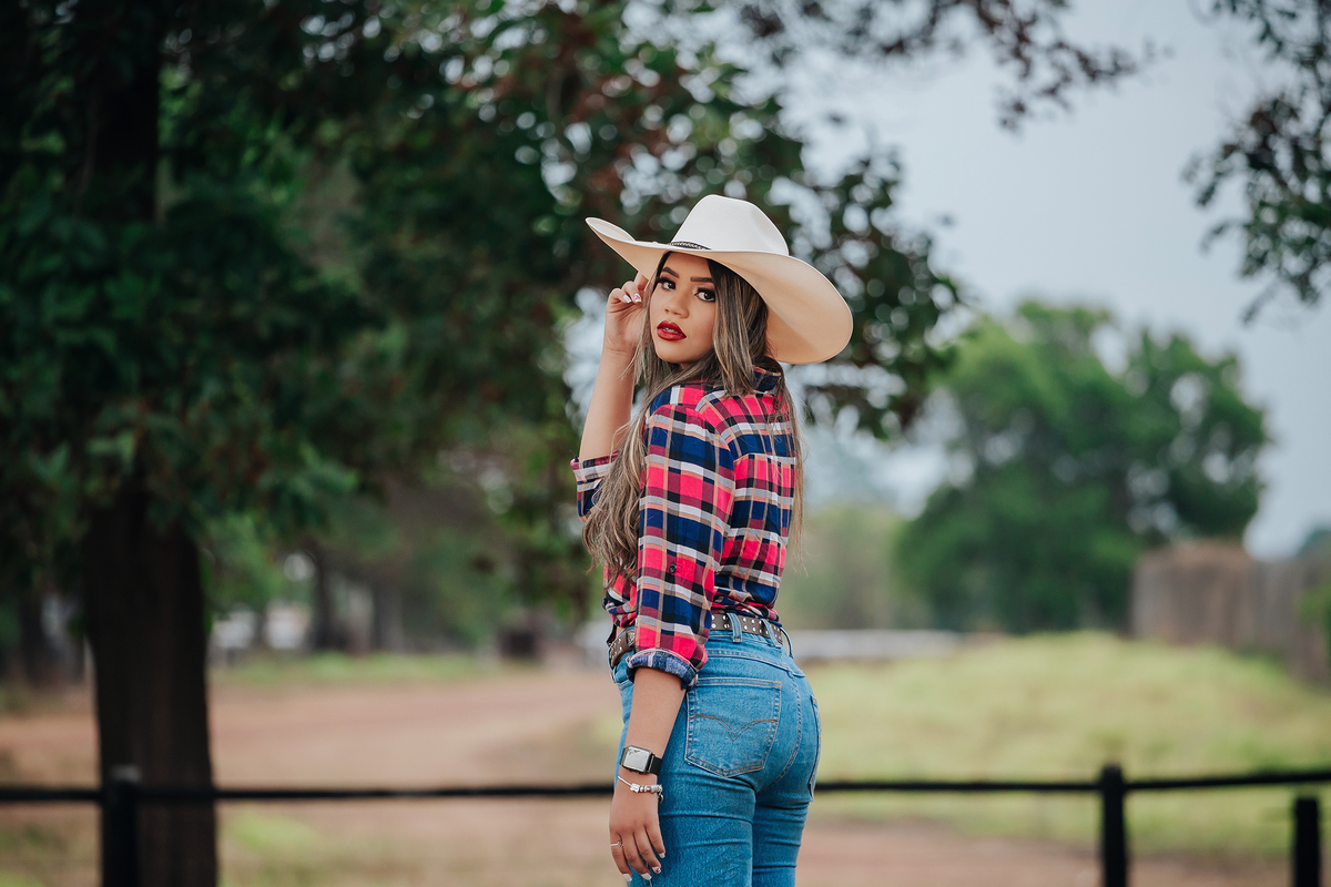 ensaio, 15 anos, cowntry, cavalos, fazenda, menina, aniversário, externo, fotografia, xinguara, flavio, marques, fotografo, xinguara, pará, rio maria, sapucaia, agua azul, tucuma, ourilandia, casamento, noiva, 15 anos, aniversario