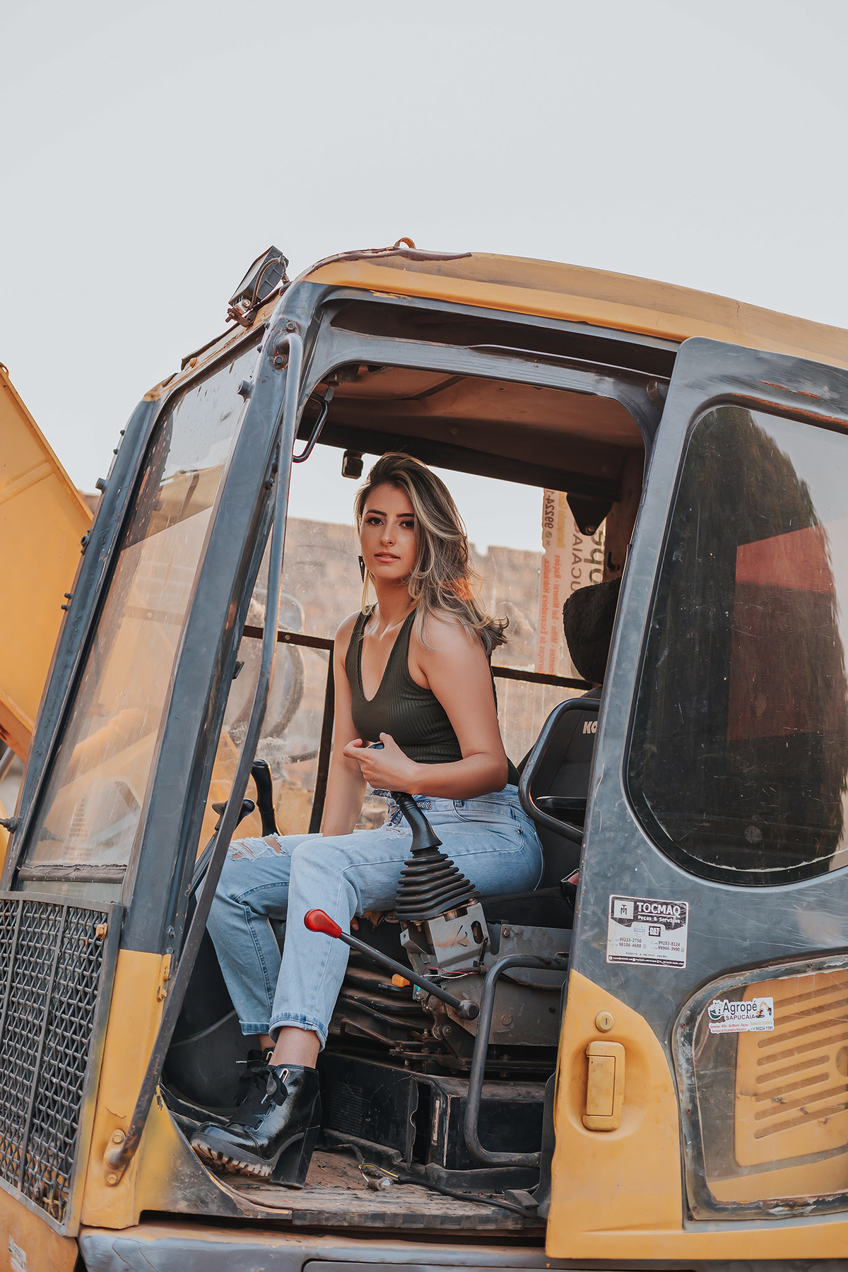 ensaio, aniversário, xinguara, wanylla, flavio, marques, fotografias, externa, criativos, sorriso, fotos, mulheres, menina, ensaio, xinguara, casamento, 25 anos, criativos, fotos, flavio, marques, xinguara