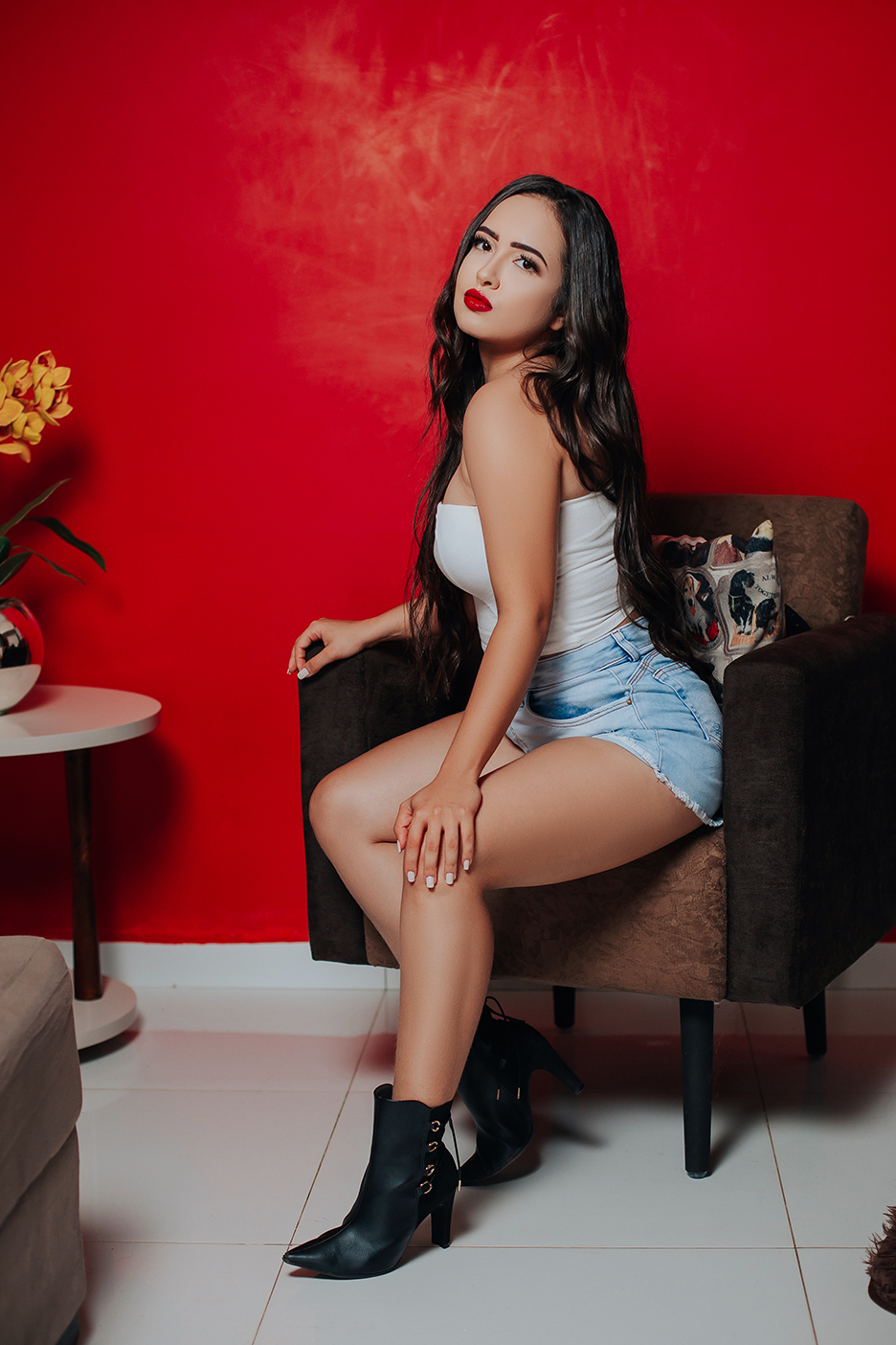 ensaio flavio marques, fotos flavio, flaviomarques, fotografo xinguara, whatsapp fotografo, flavio, mulher, vestido, bandana, sensual, aniversário, parede, pose, blogueira, tumblr, xinguara, rio maria, agua azul