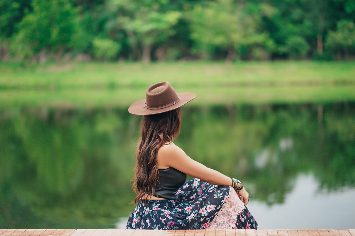 vanessa ramos, aniversário, flaviomarques, ensaio feminino, ensaio aniversário, fotos externas, balões, xinguara, criativas, fotos flavio, fotos tumblr, maquiagem, flavio, verde, sorriso, sensual, olhos, cabelo, lago, xinguara