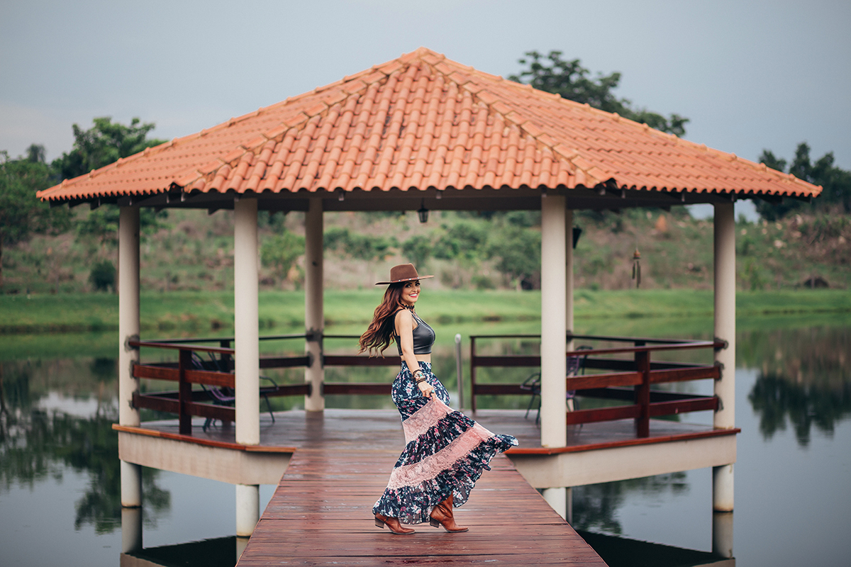 vanessa ramos, aniversário, flaviomarques, ensaio feminino, ensaio aniversário, fotos externas, balões, xinguara, criativas, fotos flavio, fotos tumblr, maquiagem, flavio, verde, sorriso, sensual, olhos, cabelo, lago, xinguara