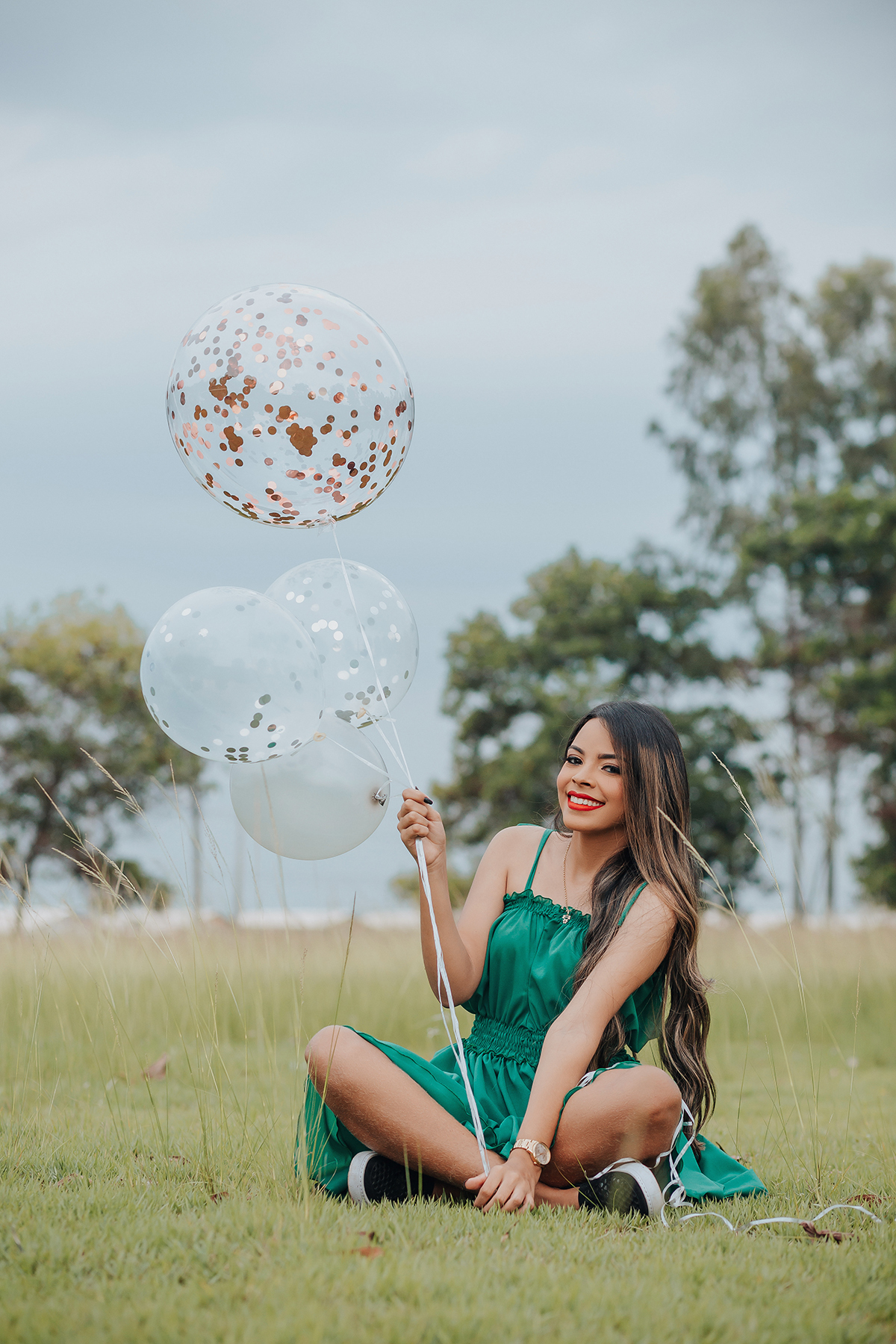 ensaio, aniversário, 18 anos, criativo, fotos tumblr, fotos balões, mulher, sexy, xinguara, flavio marques, fotografo criativo, menina, sorrindo, balões, externa, cabelo, vestido, ensaio 18 anos