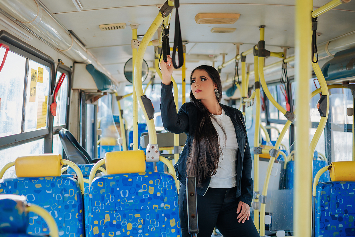 ensaio feminino, fotos mulher, fotos criativas, fotografia de meninas, menina, mulher, tumblr, fotos criativas, fotos tumblr, ideias fotos, fotos sozinha, fotos ferrovelho, fotos sol, fotos sensuais, ensaio sensual, como fazer fotos, fotografo, flavio