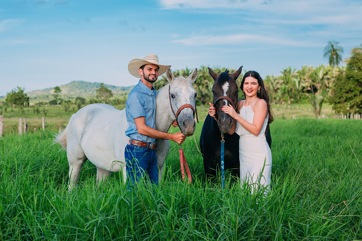 ensaio casal, fotos, casal, criativo, fotos, noivos, noiva, vestido, fotos noivos, sorriso, fotos casal tumblr, fotos tumblr, criativos, flavio marques, xinguara, sorrisos, noivos, maquiagem, romantico, inspiração, fotos lindas