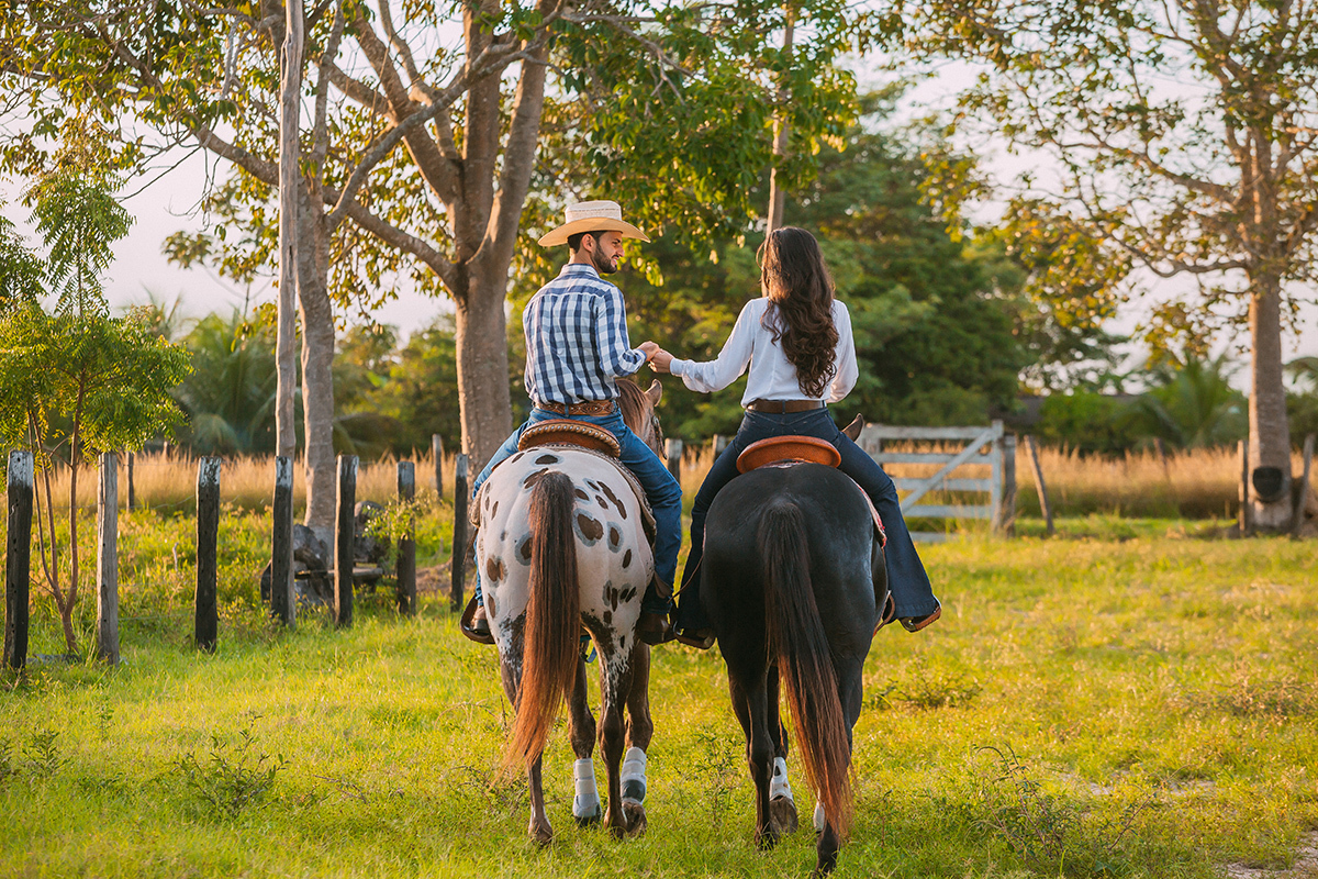 ensaio casal, fotos, casal, criativo, fotos, noivos, noiva, vestido, fotos noivos, sorriso, fotos casal tumblr, fotos tumblr, criativos, flavio marques, xinguara, sorrisos, noivos, maquiagem, romantico, inspiração, fotos lindas