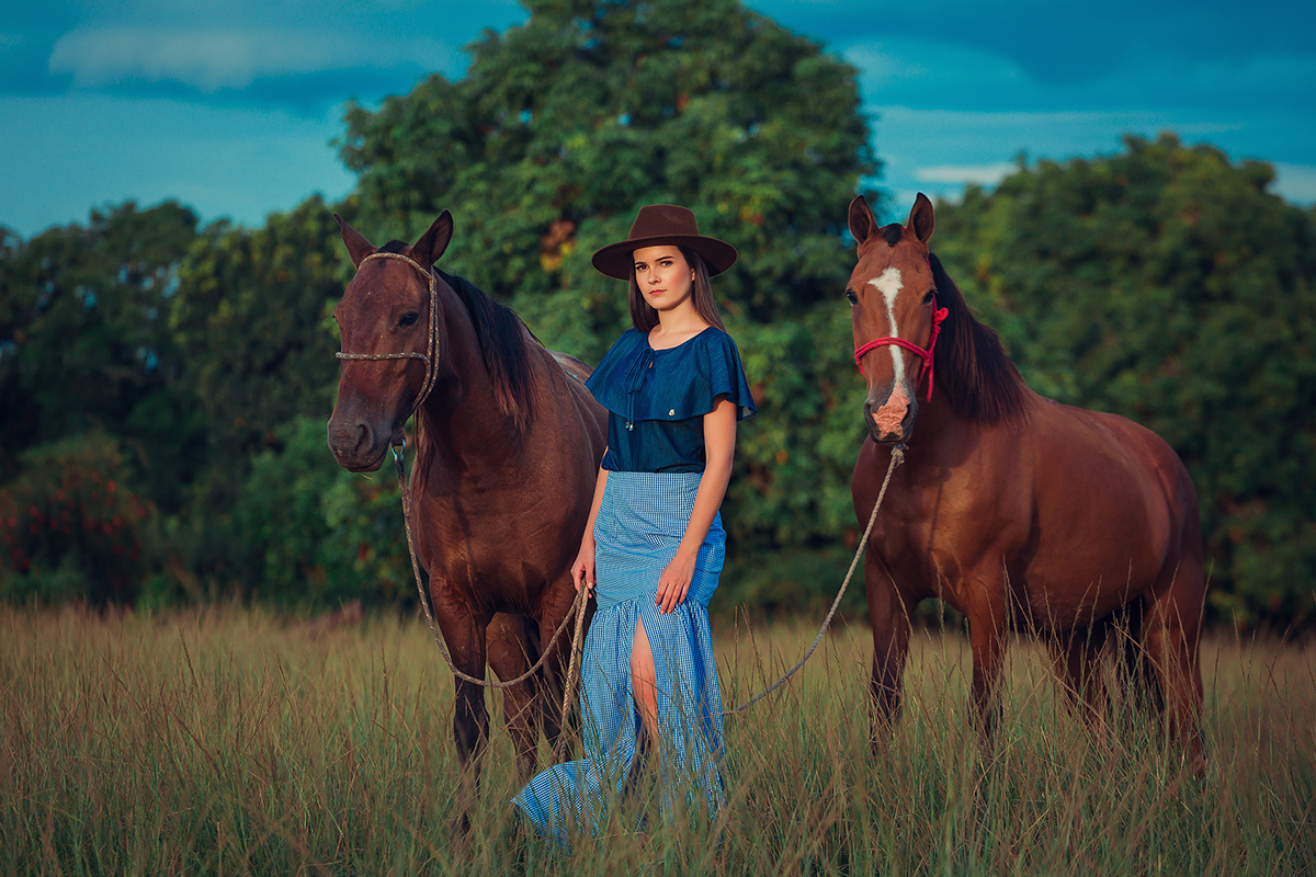 flávio marques, xinguara, ensaio feminino, feminino, fotos, criativas, aniversário, fotos tumblr, pinterest, flaviomarques, xinguara, fotógrafo, fotos, arvores, sorriso, chápeu, vestido, rosa, instagram, fotos, melhor, fotógrafo, xinguara, pará