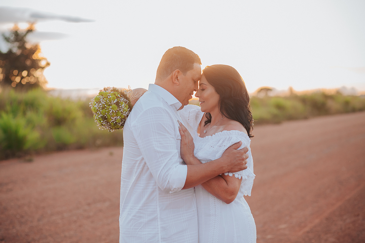 flavio marques, xinguara, fotos casal, casamento, noivos, 25 anos, bodas, casal, felicidade, fotos juntos, casal romântico, amor, fotos inspiração, criativas, ideias casal, por do sol, xinguara, flavio marques, fotógrafo, instagram