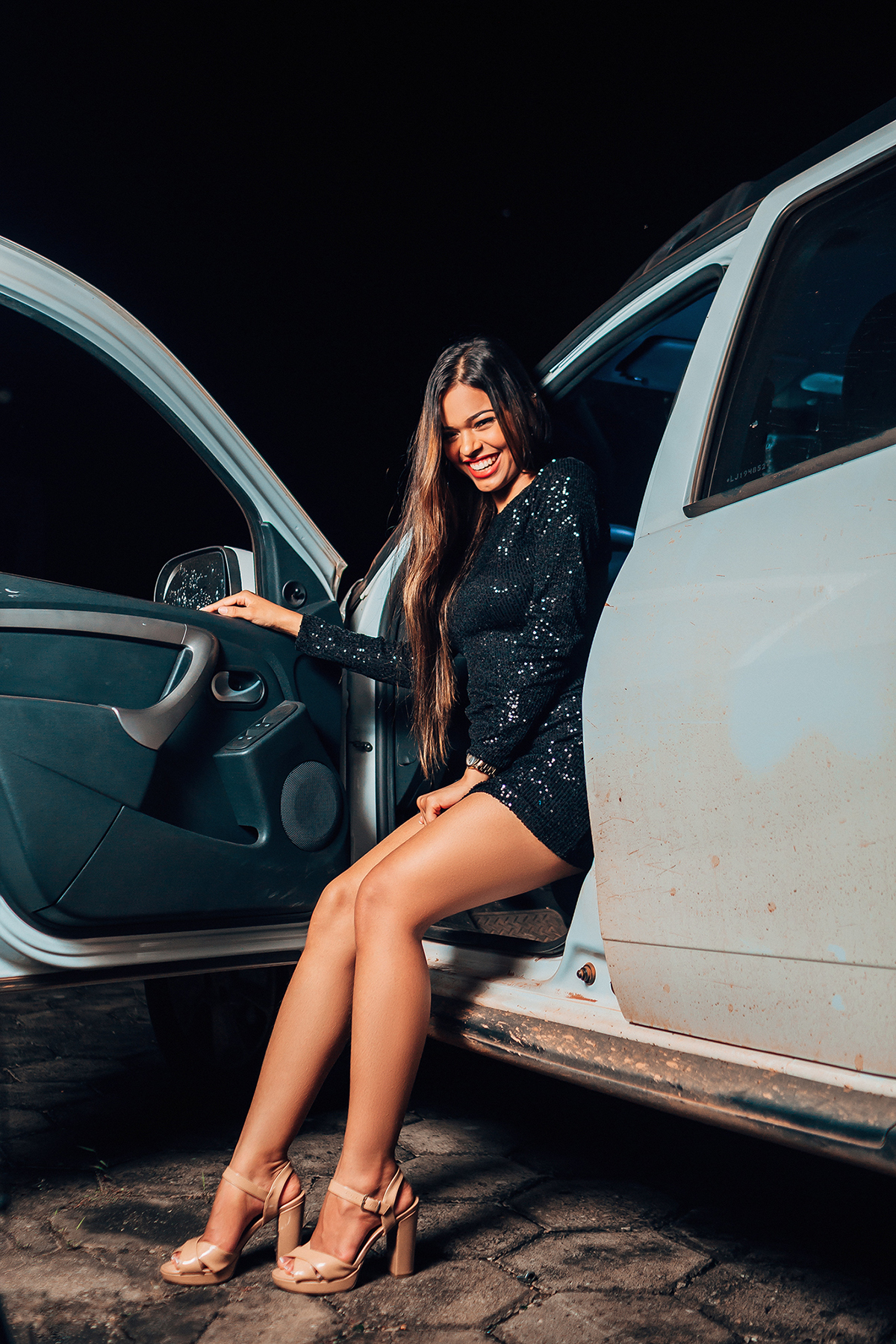 flaviomarques, flávio marques, xinguara, fotógrafo, fotos criativas, tumblr, blogueira, funk, dançarina, xinguara, ensaio feminino, sexy, mulheres, inspo, inspiração, ideias, short, céu azul, sorriso, flávio marques fotógrafo, xinguara