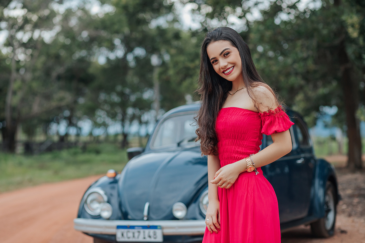 flávio marques, xinguara, fotos, aniversário, fotos 18 anos, ensaio externo, fotos tumblr, fotos criativas, amigas, fotos com amigas, 18anos, ensaio inspiração, inspiração, sorriso, fusca, carro antigo, xinguara, flávio marques fotógrafo, xinguara