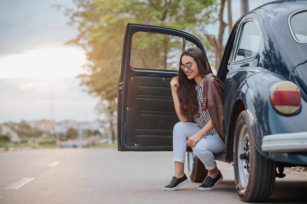 flávio marques, xinguara, fotos, aniversário, fotos 18 anos, ensaio externo, fotos tumblr, fotos criativas, amigas, fotos com amigas, 18anos, ensaio inspiração, inspiração, sorriso, fusca, carro antigo, xinguara, flávio marques fotógrafo, xinguara