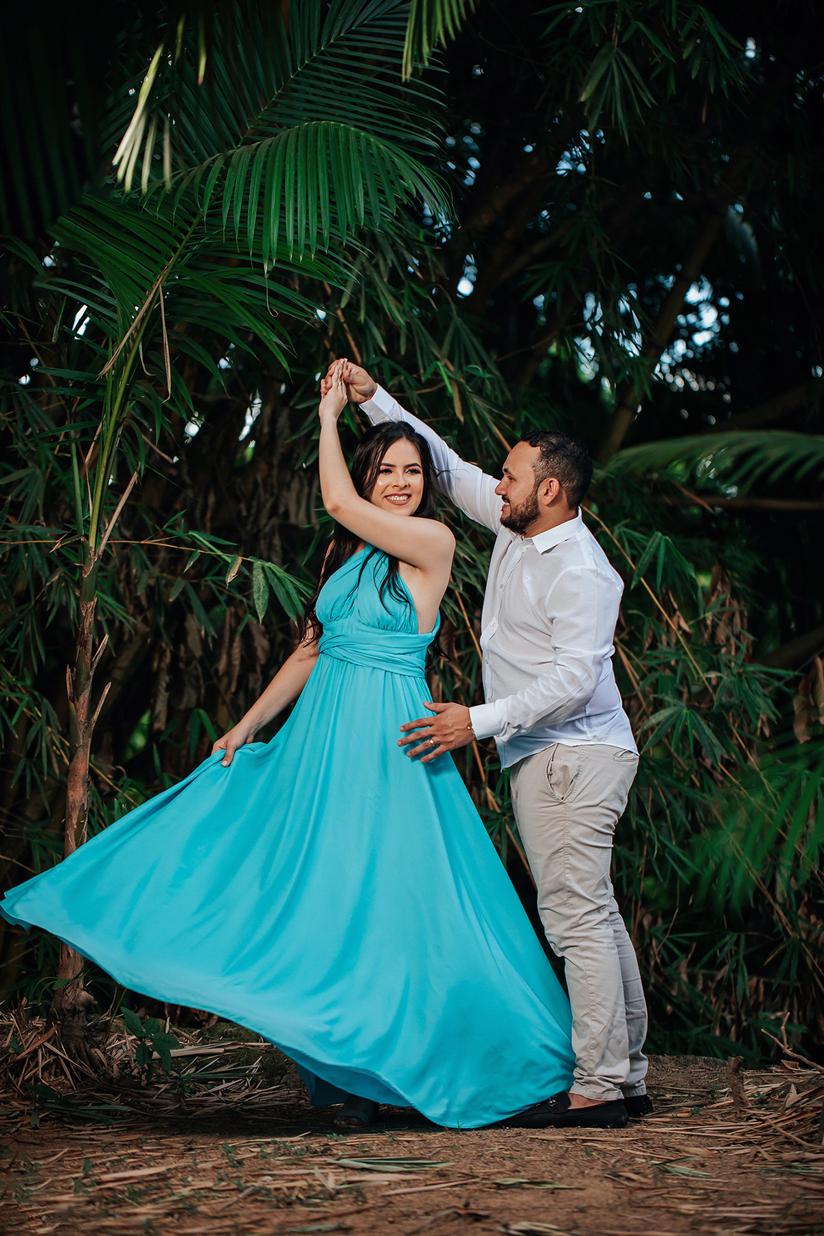 pré-casamento, tucumã, noivos, noiva, sorriso, vestido, inspiração, vestido noiva, maquiagem, noivas, casal, apaixonados, wedding, instagram, flavio, marques, fotografo, tucumã, ourilândia, pará, fotos, casais, amor, familia, sol