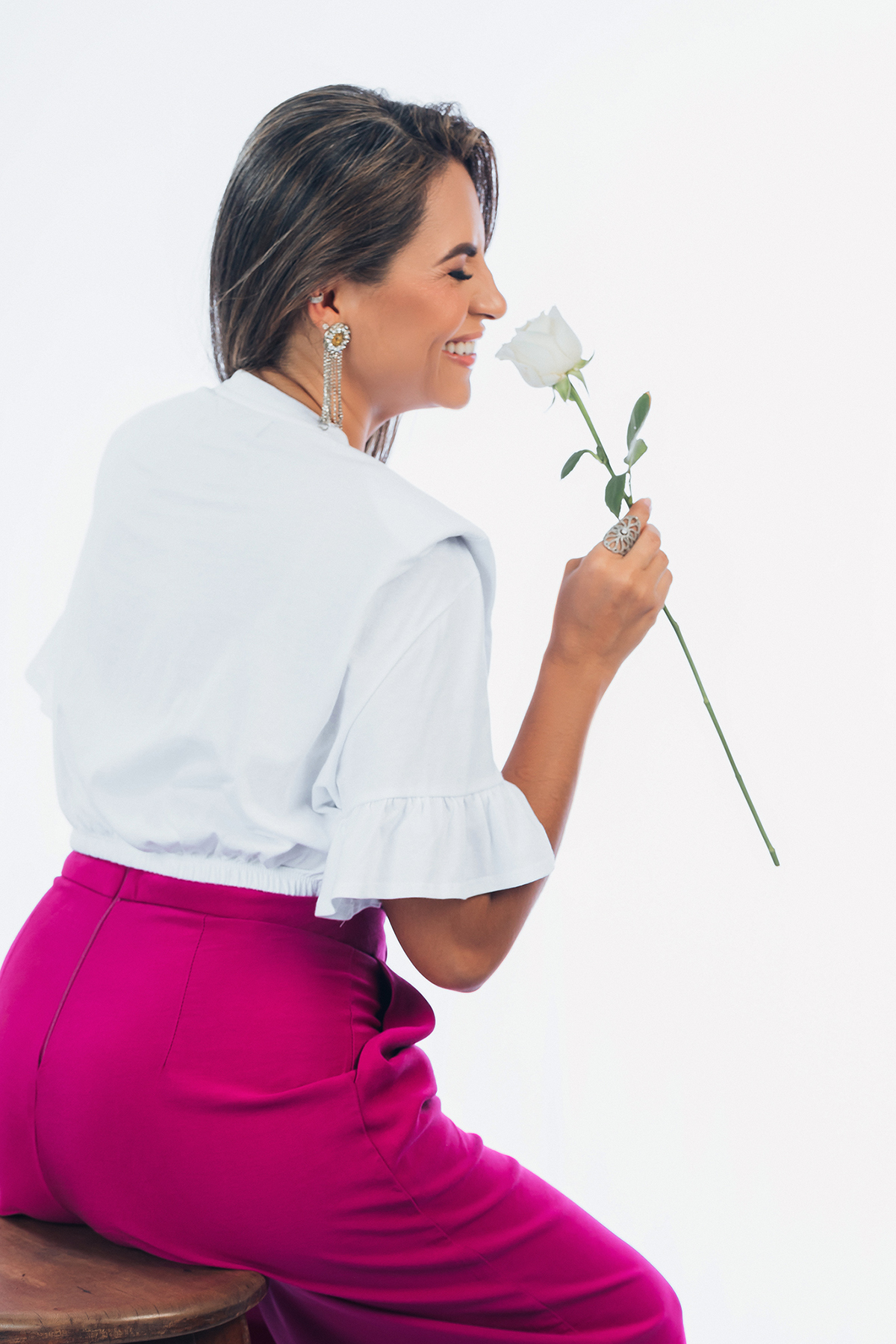 ensaio, flaviomarques, fotografias, xinguara, fotos estúdio, mulher, feminino, ensaio, tumblr, vinho, rosas, sorriso, professora, flaviomarques, xinguara, instagram, flavio fotografo, melhor, noiva, casamento, aniversário, 15 anos, xinguara