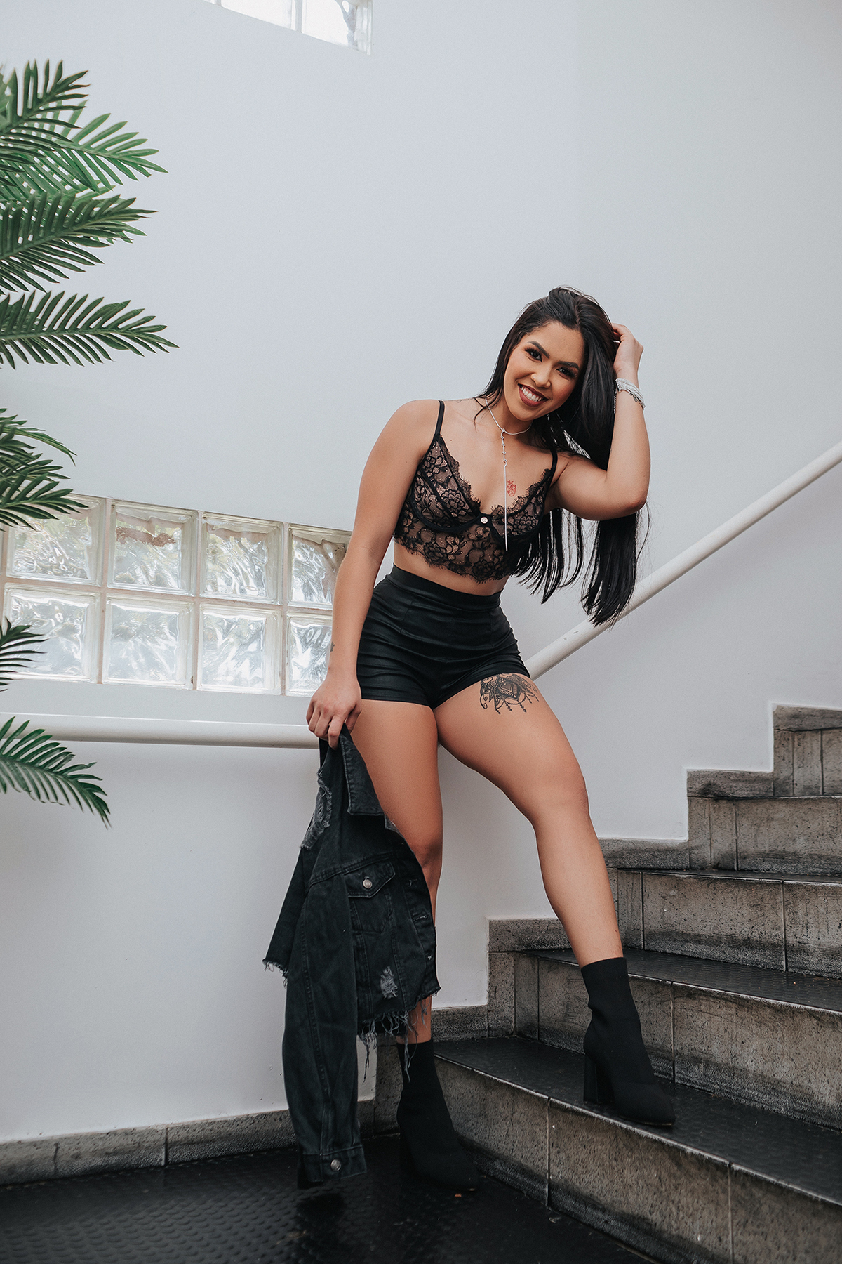 maira, carvalho, flaviomarquesfotografias, xinguara, fotografo, ourilândia, ensaio, aniversário, sensual, baloes, sorriso, vestido, vermelho, sexy, maira, fotos, inspiração, lifestyle, lingerie, sensual, feminino, ensaio, flaviomarquesfotografias