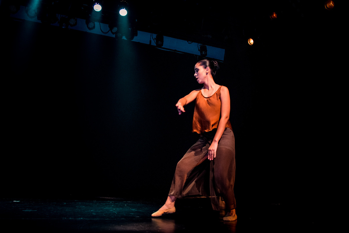 Bailarina Lorena Santana - Henrique Drobnievski