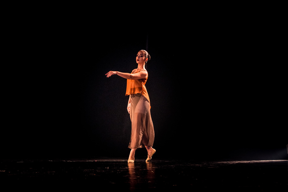 Bailarina Lorena Santana - Henrique Drobnievski